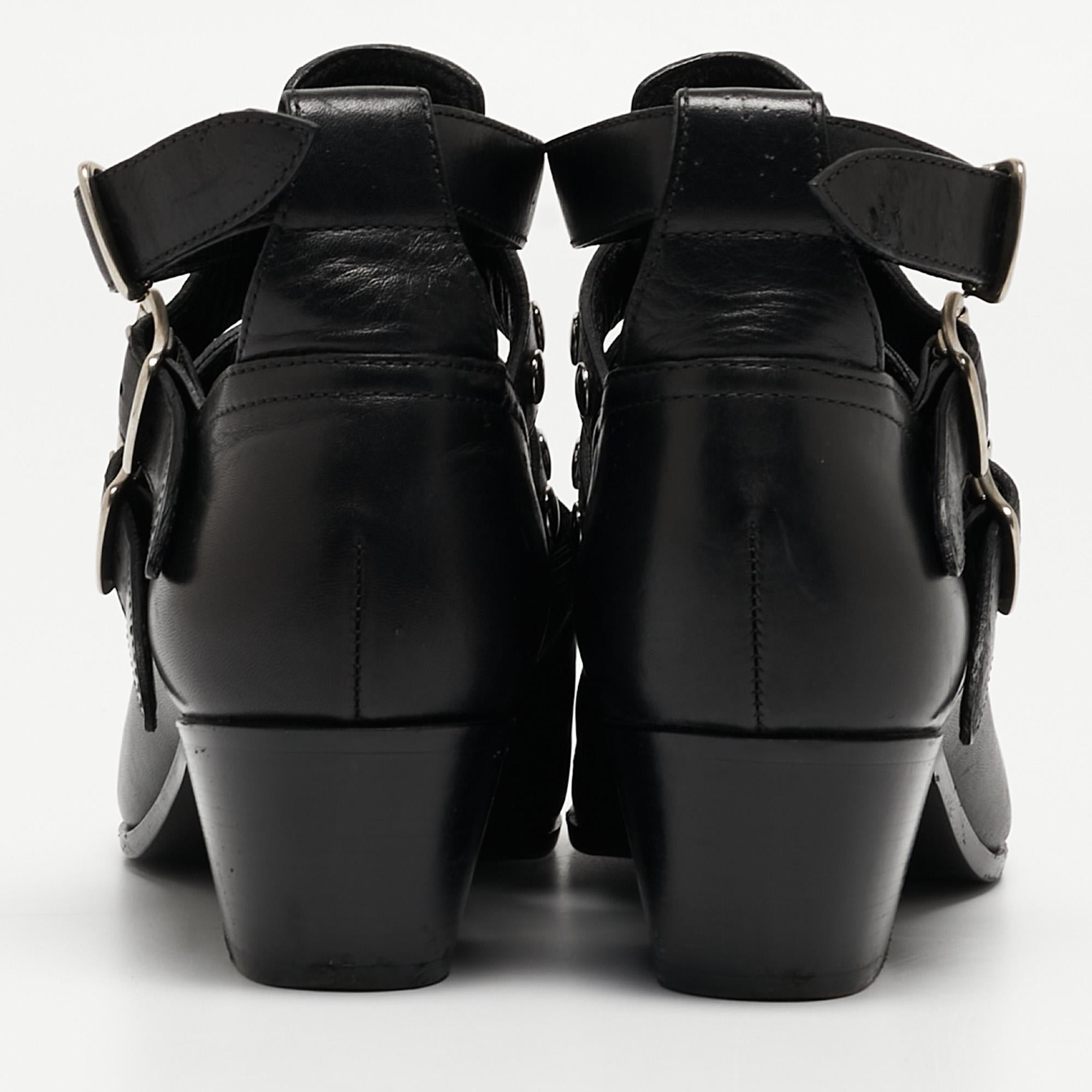 Saint Laurent Black Leather Ankle Boots Size 35 For Sale 4