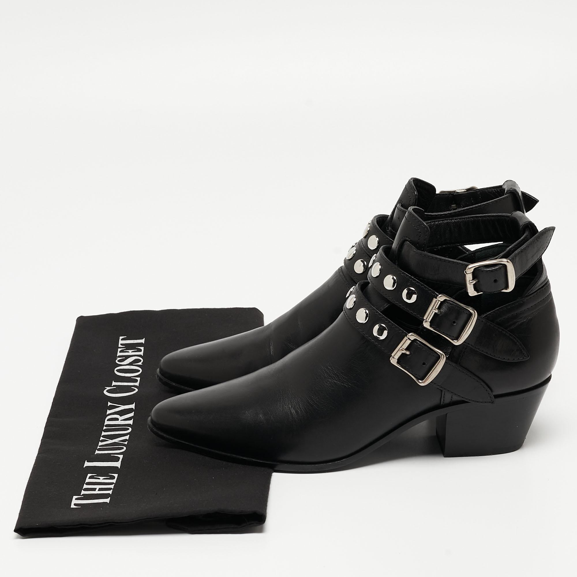 Saint Laurent Black Leather Ankle Boots Size 35 For Sale 5