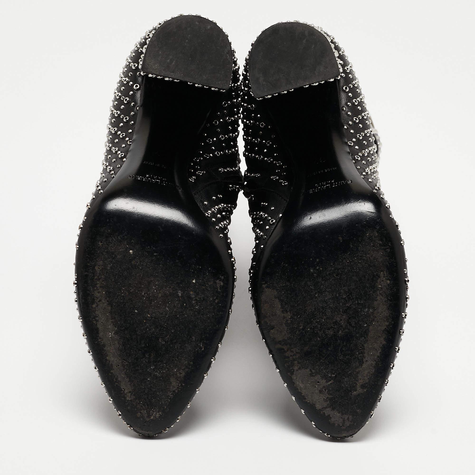 Saint Laurent Black Leather Buckle Ankle Boots Size 37 For Sale 3