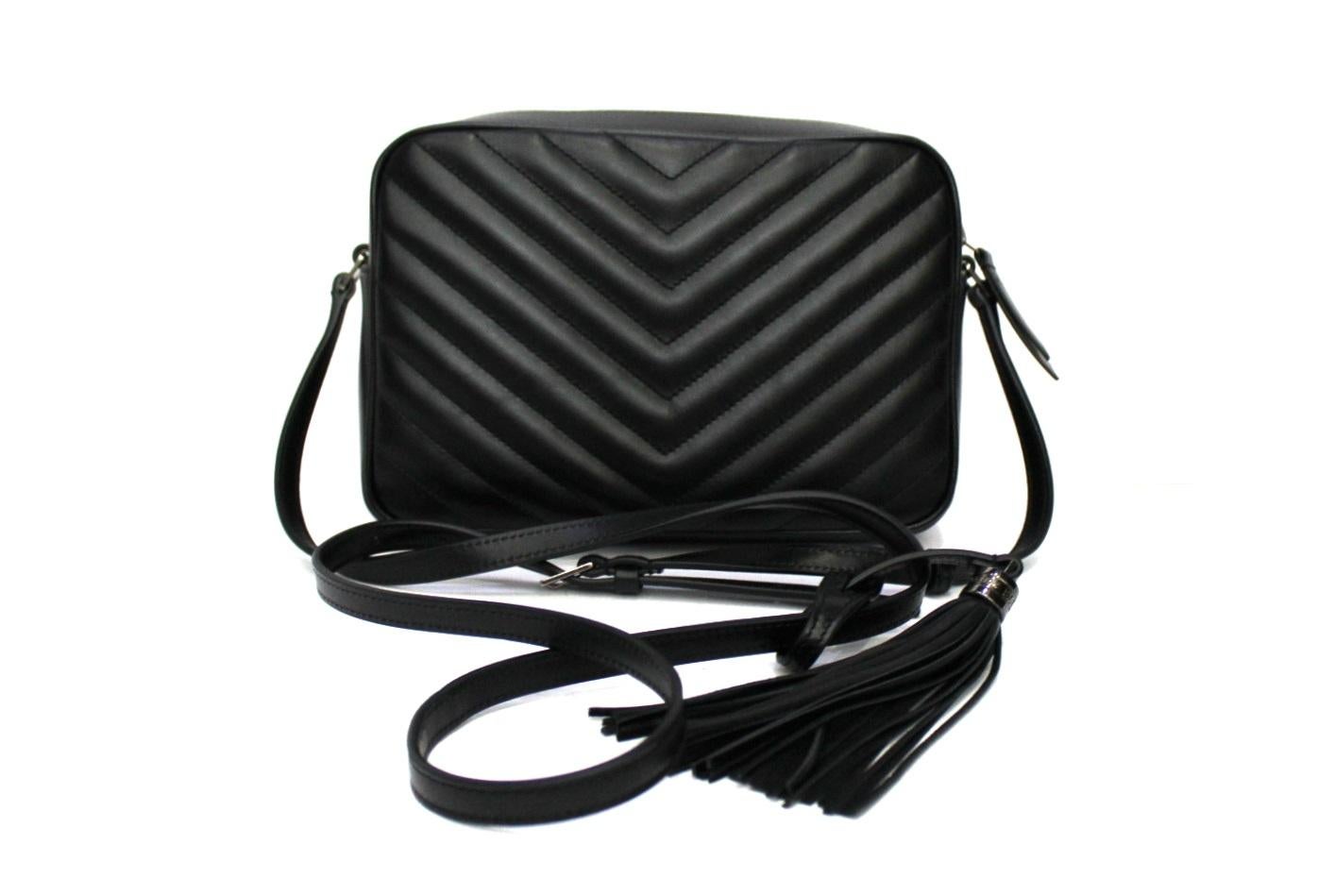 Saint Laurent Black Leather Camera Bag Lou In Excellent Condition In Torre Del Greco, IT