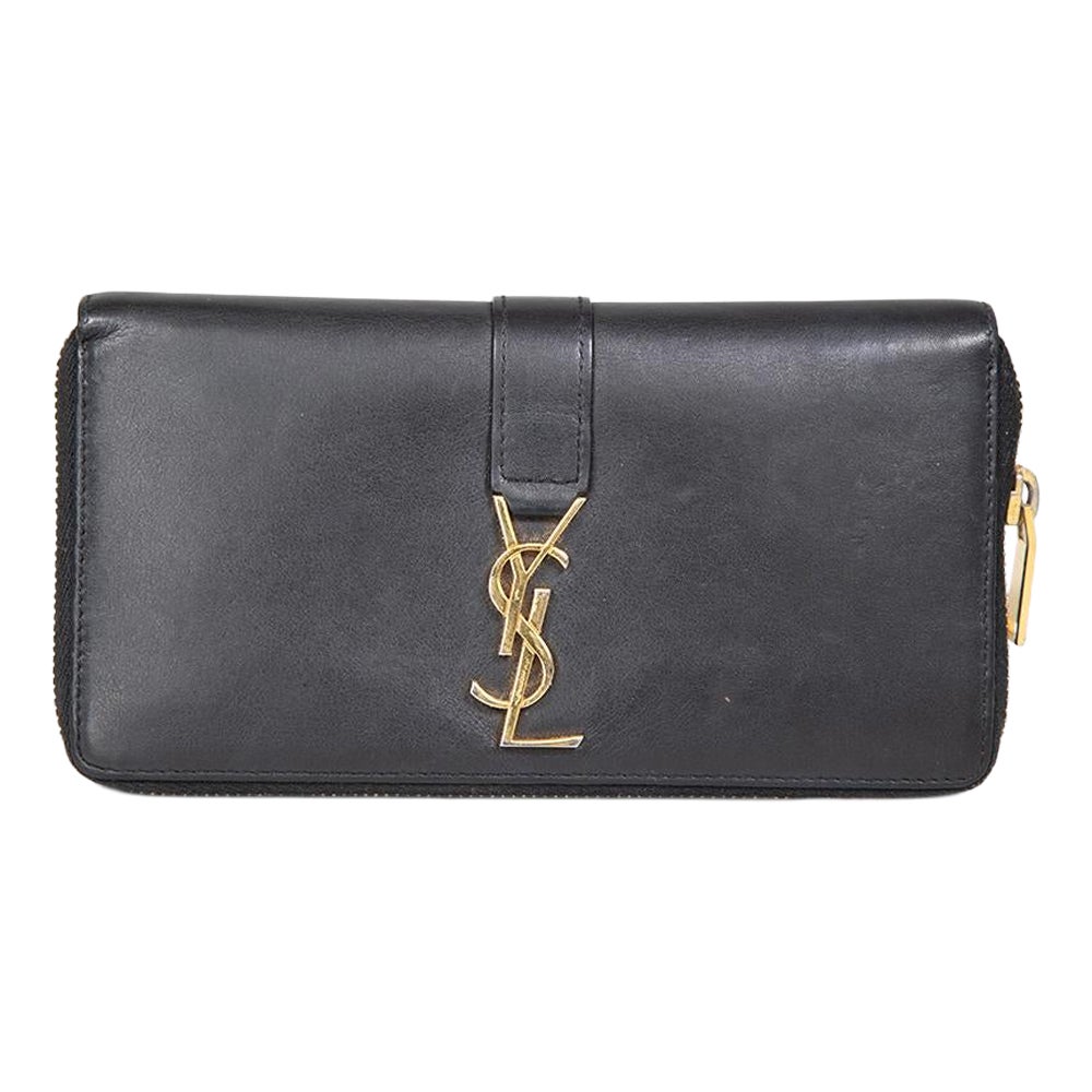 Saint Laurent Black Leather Cassandre Long Wallet in vendita