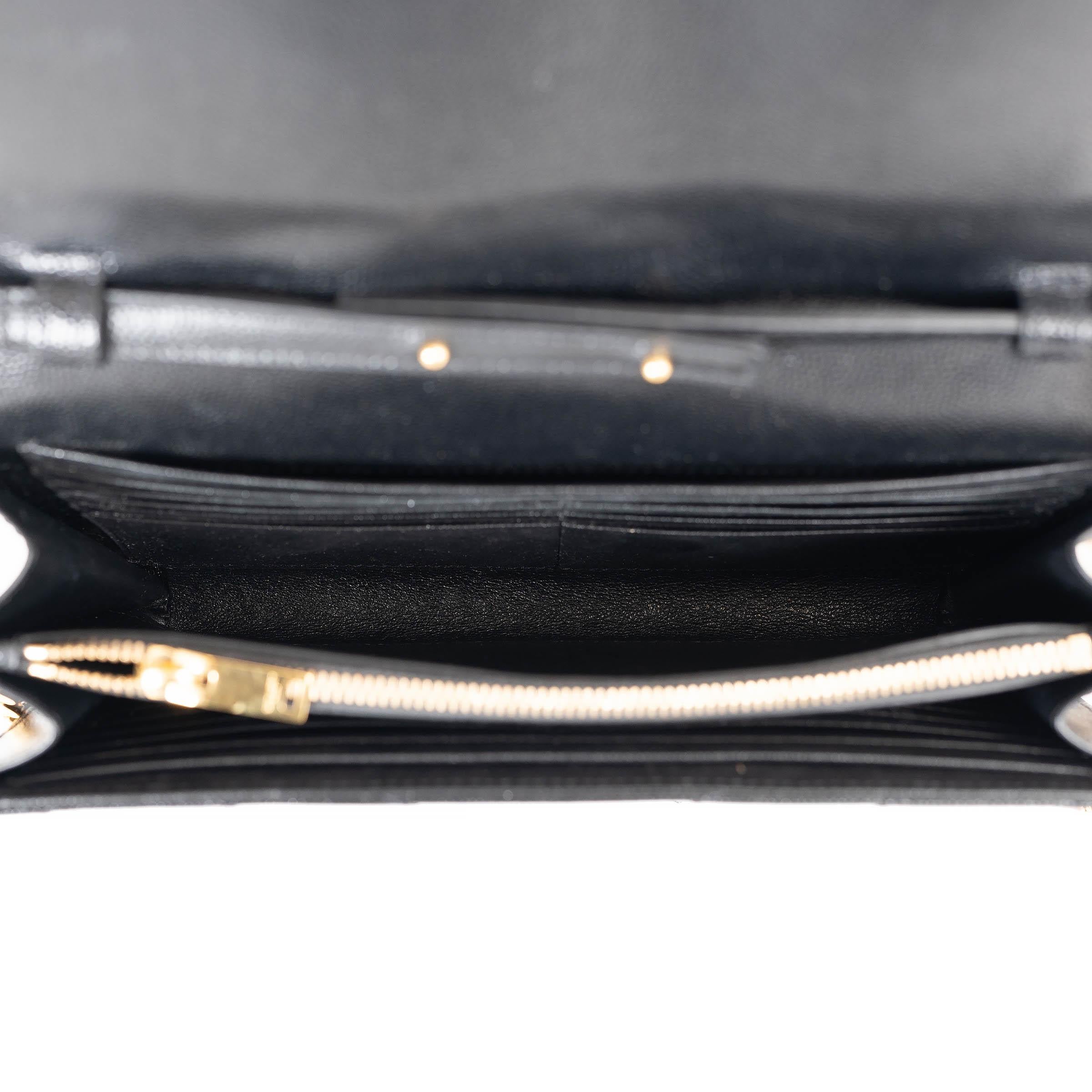 SAINT LAURENT black leather CLASSIC CASSANDRE CHAIN WALLET WOC Bag For Sale 2