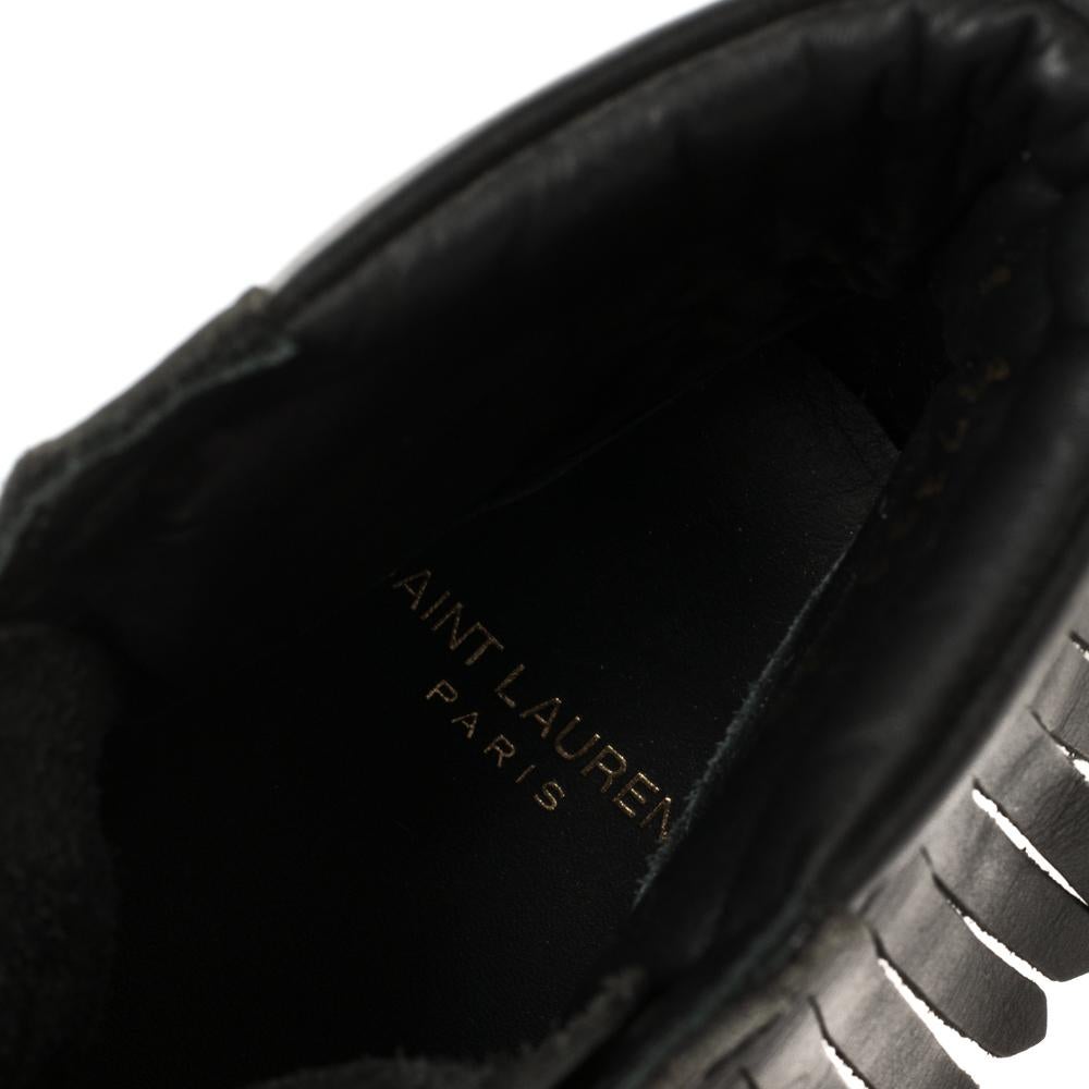 Saint Laurent Black Leather Classic Court Fringe Sneakers Size 36 In Good Condition For Sale In Dubai, Al Qouz 2