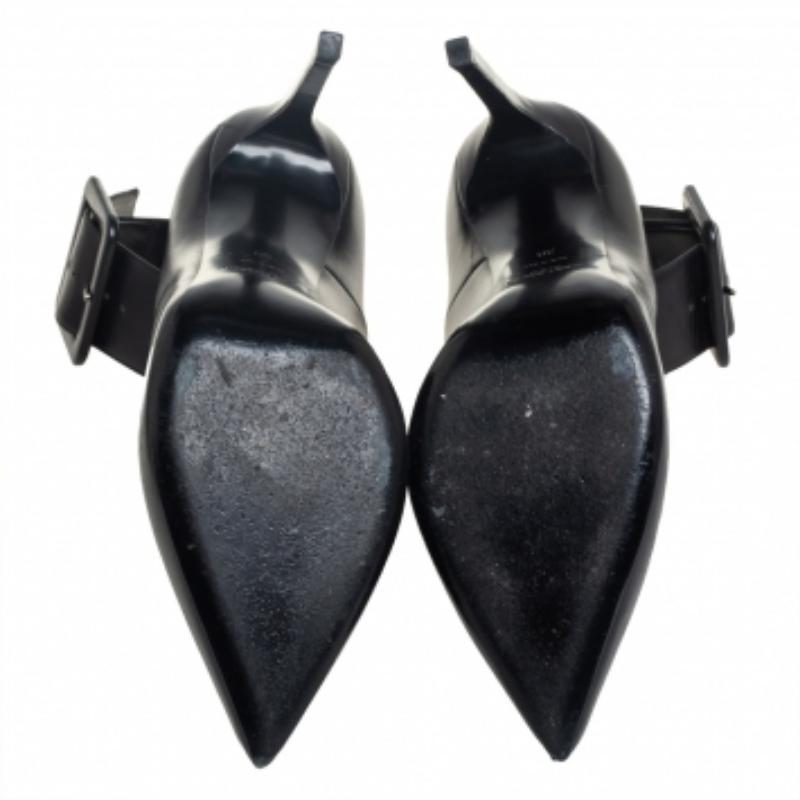 Saint Laurent Bombas Escarpin de piel negra con tobillo talla 39 en venta 2