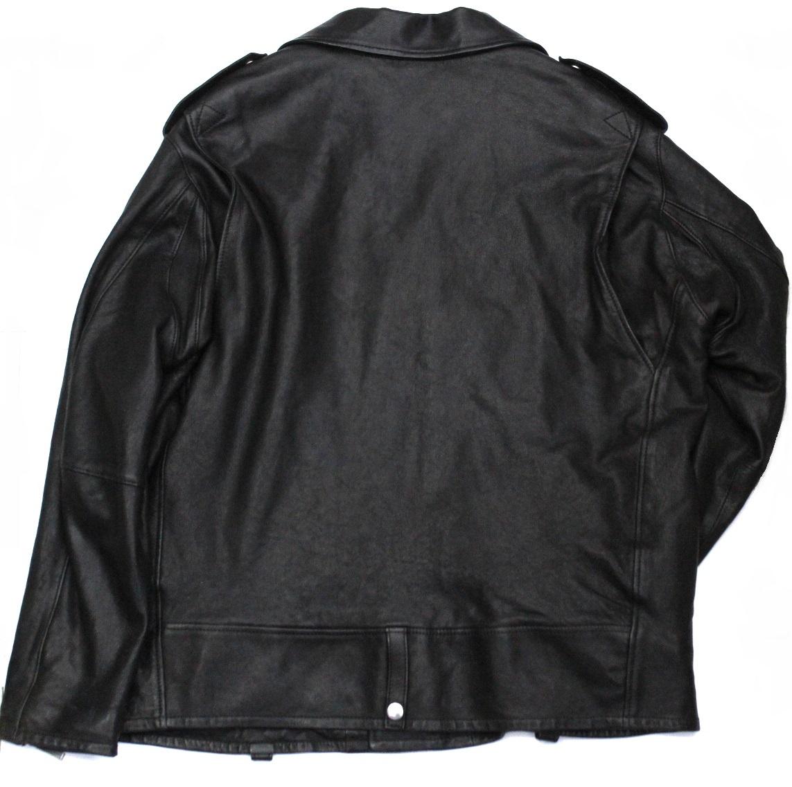 Saint Laurent black leather jacket with silver hardware.
Zip closure. Size 50, soft fit.
Very good condition.