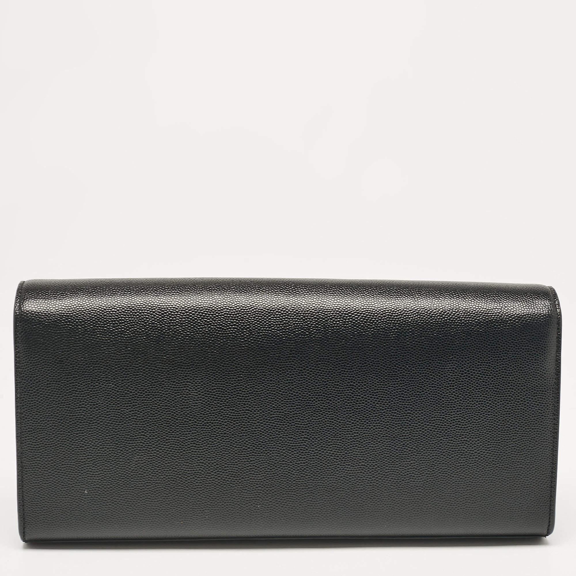 Saint Laurent Clutch Kate de piel negro en Bueno Estado en Dubai, Al Qouz 2
