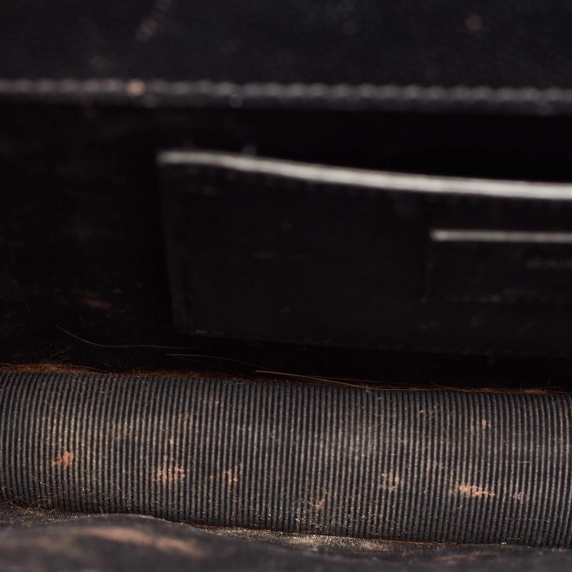 Clutch Kate in pelle nera di Saint Laurent in vendita 3