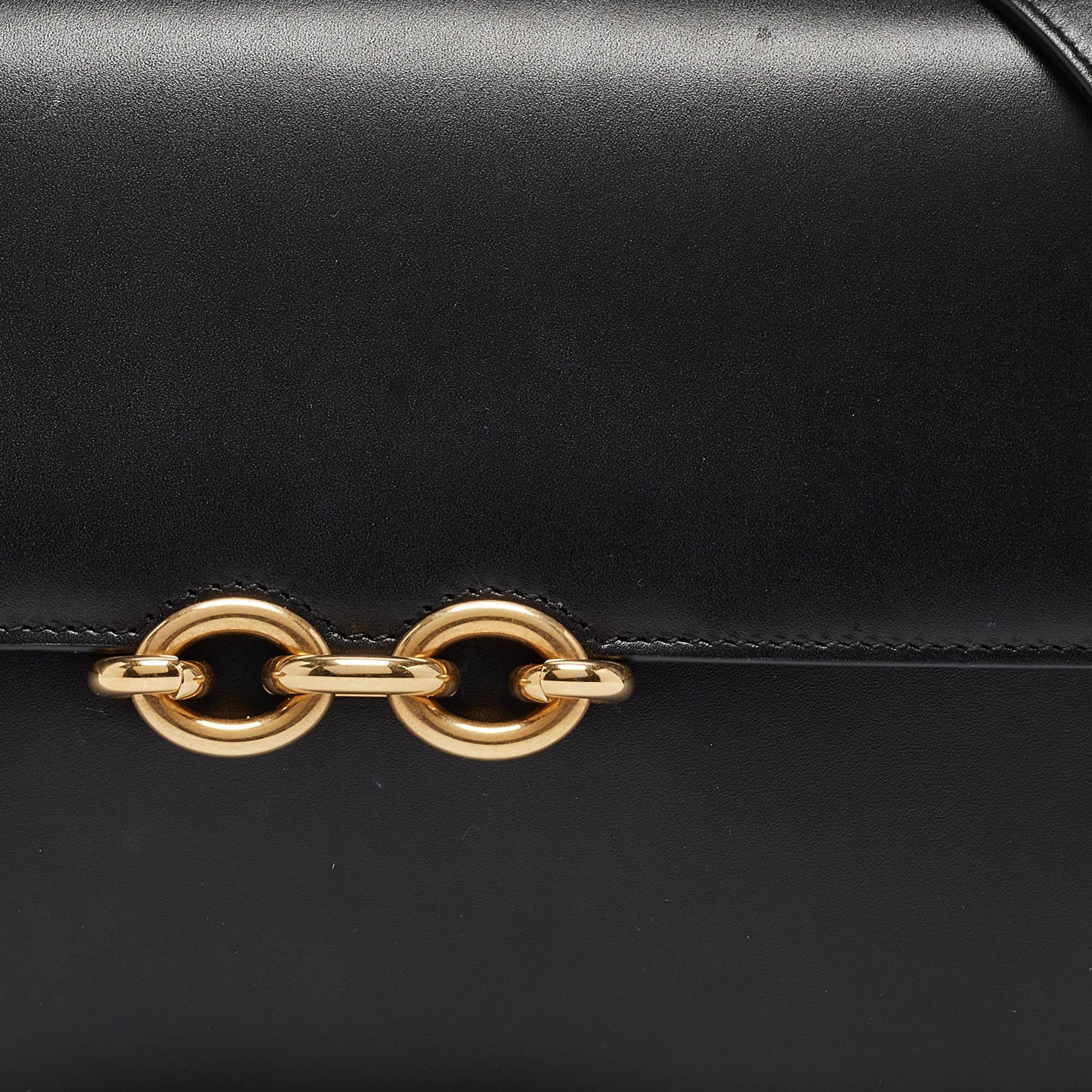 Saint Laurent Black Leather Le Maillon Shoulder Bag For Sale 1
