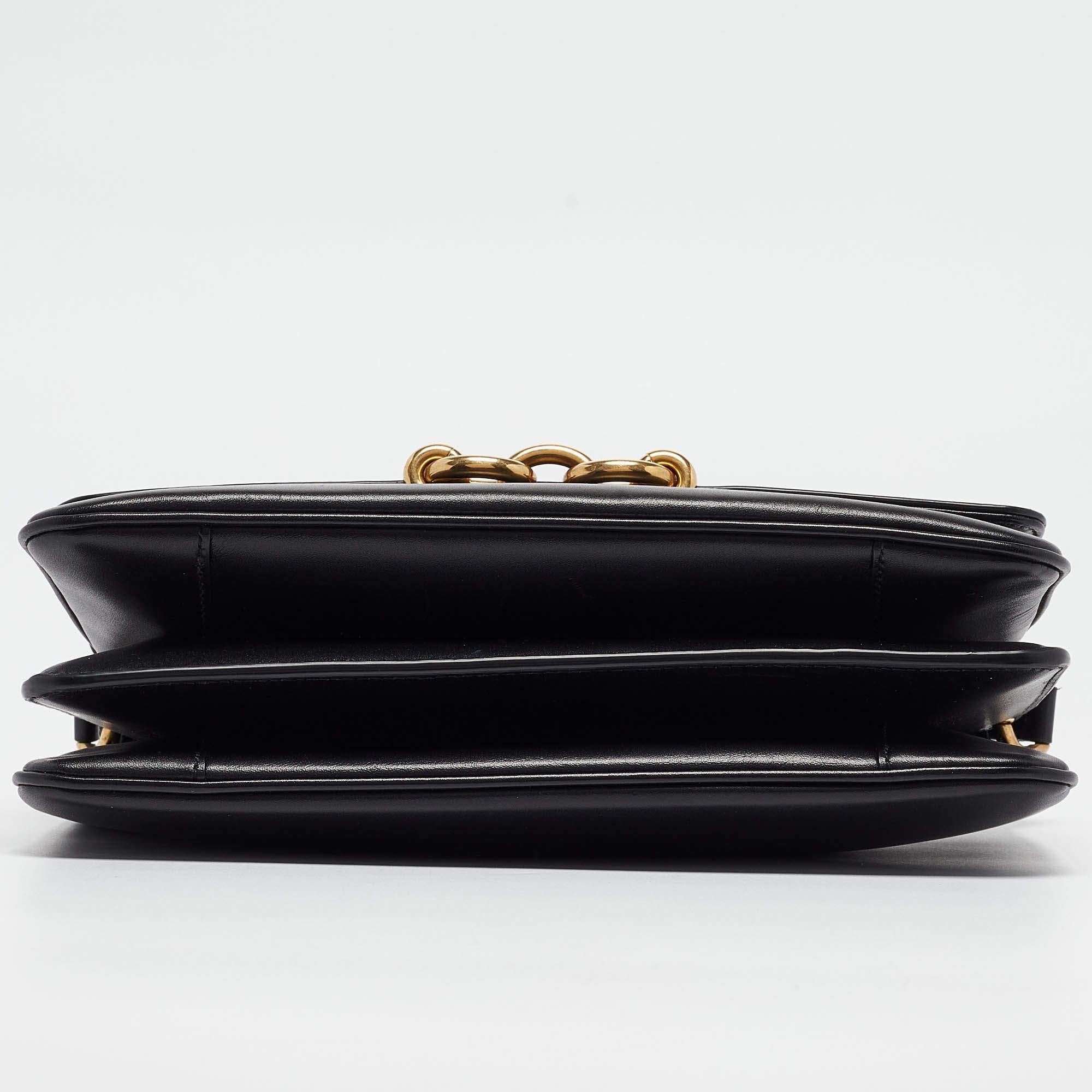 Saint Laurent Black Leather Le Maillon Shoulder Bag For Sale 3