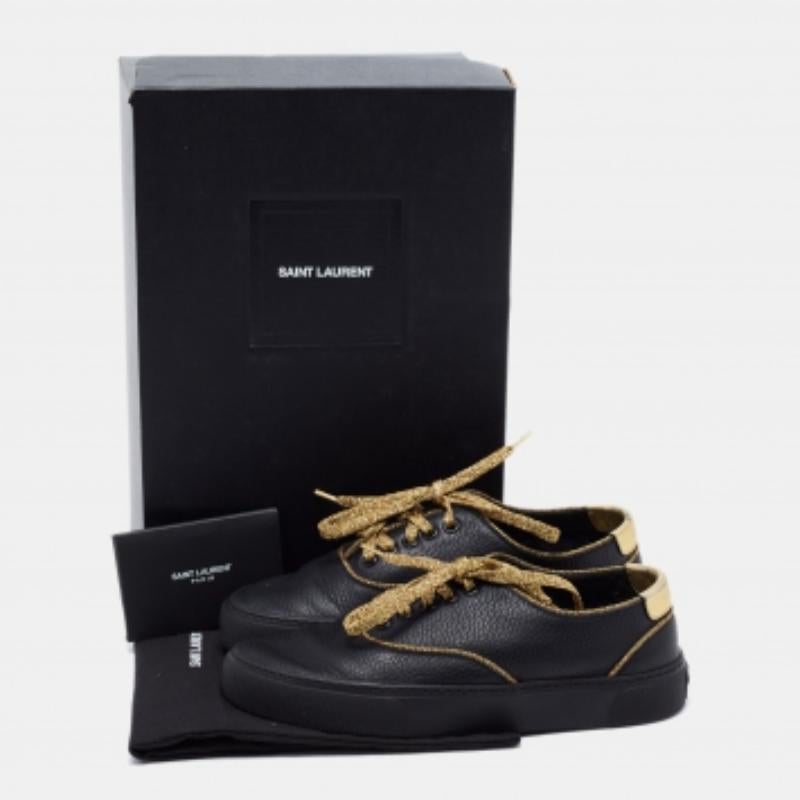 Saint Laurent - Baskets basses en cuir noir - Taille 36 en vente 2