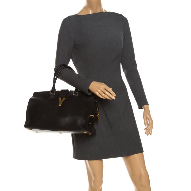 Saint Laurent Black Leather Medium Cabas Chyc Tote In Good Condition In Dubai, Al Qouz 2