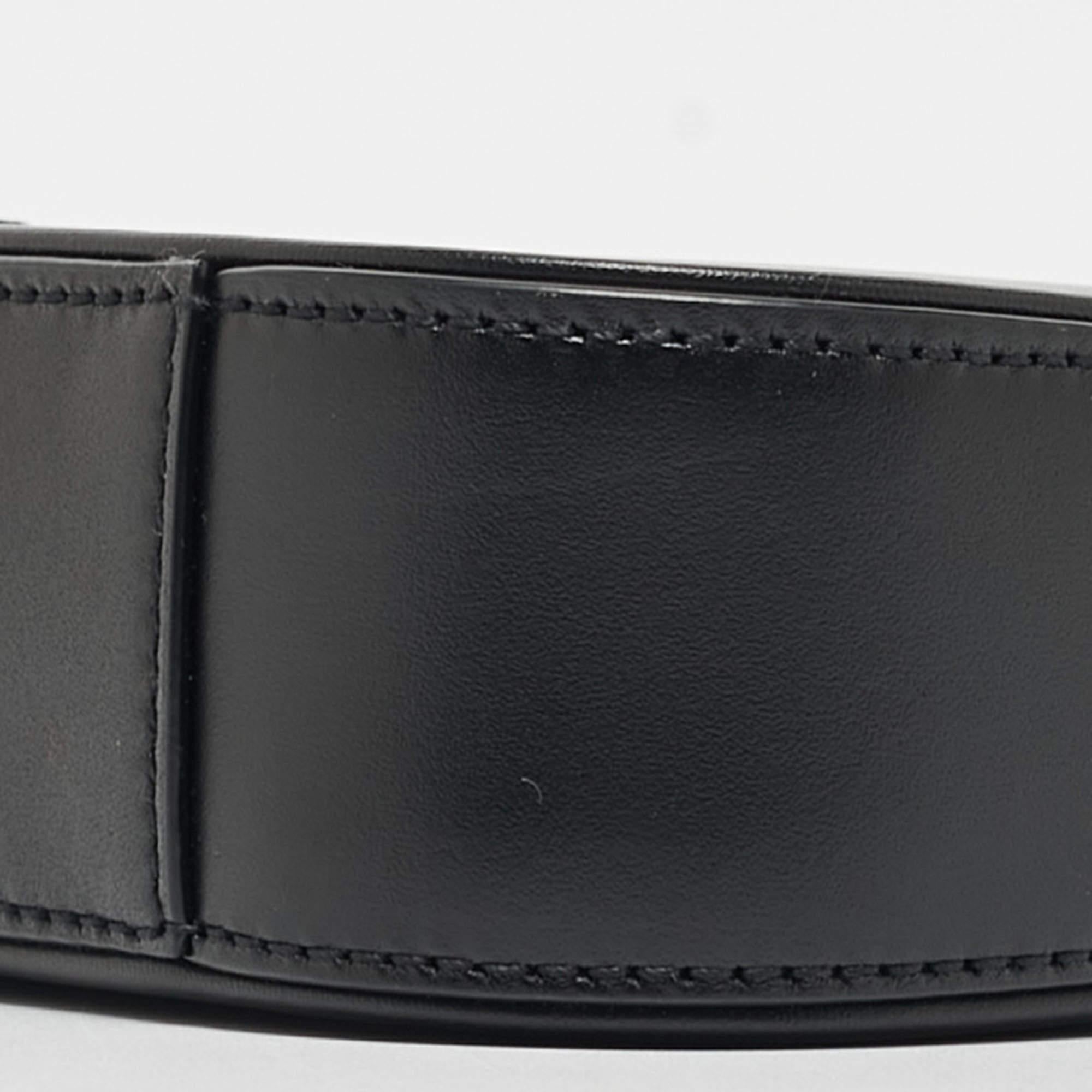 Saint Laurent Black Leather Mini LE 5 À 7 Shoulder Bag 1