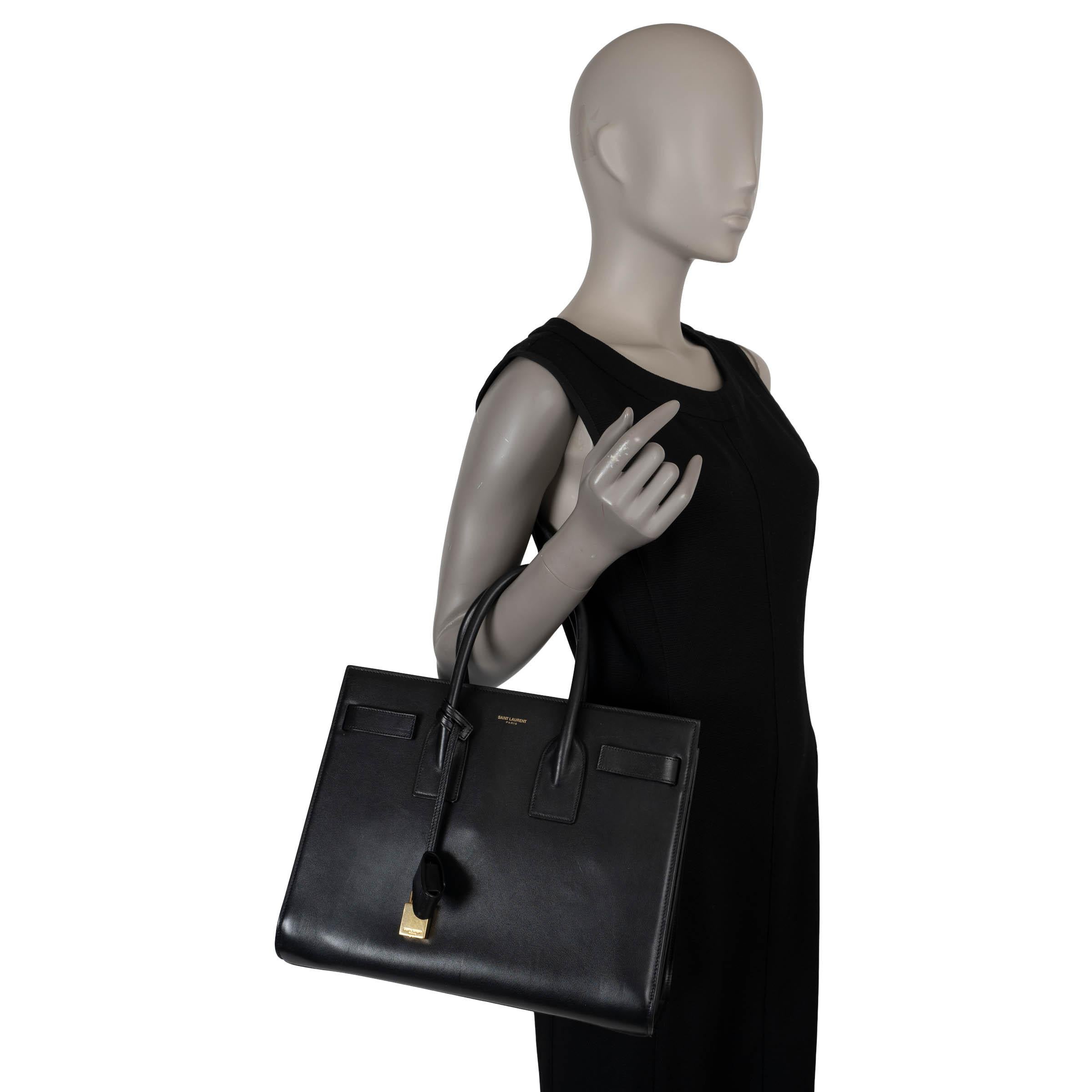 SAINT LAURENT black leather SAC DE JOUR SMALL Tote Bag For Sale 4