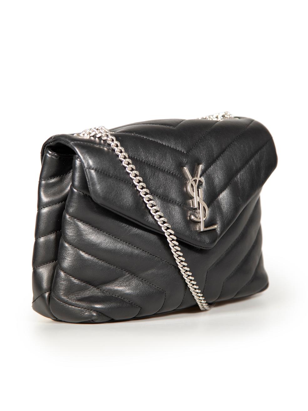 CONDITION is Very good. Minimal wear to bag is evident. Minimal wear to the front with very light abrasions to the leather and marks to the lining on this used Saint Laurent designer resale item. This item comes with original dust bag.
 
 Details
