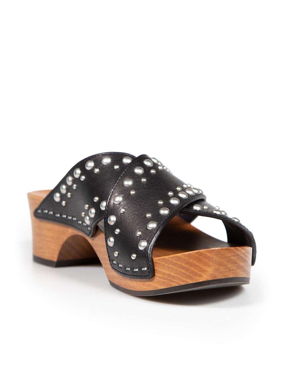 CONDITION is Very good. Hardly any visible wear to sandals is evident. However, due to poor storage, there is light tarnishing to the studs on the right shoe on this used Saint Laurent designer resale item.
 
 
 
 Details
 
 
 Black
 
 Leather
 
