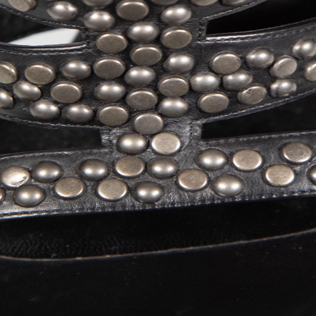 Saint Laurent Sandales cloutées en cuir noir Taille IT 37 Pour femmes en vente