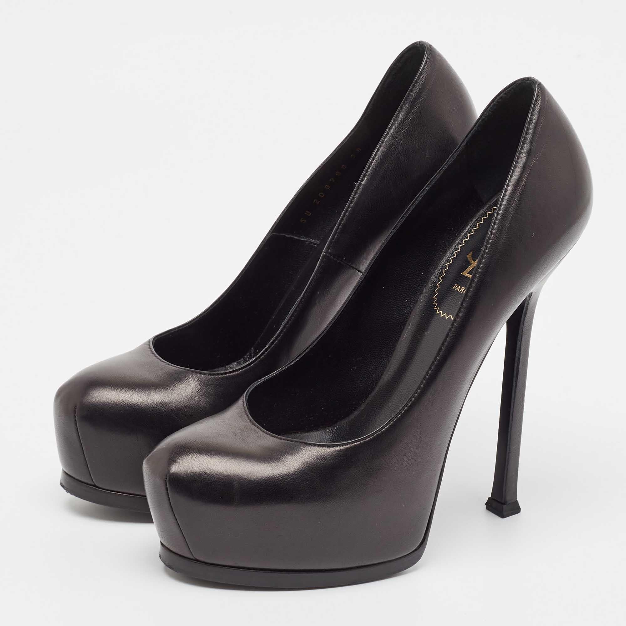 Make a chic style statement with these designer pumps. They showcase sturdy heels and durable soles perfect for your fashionable outings