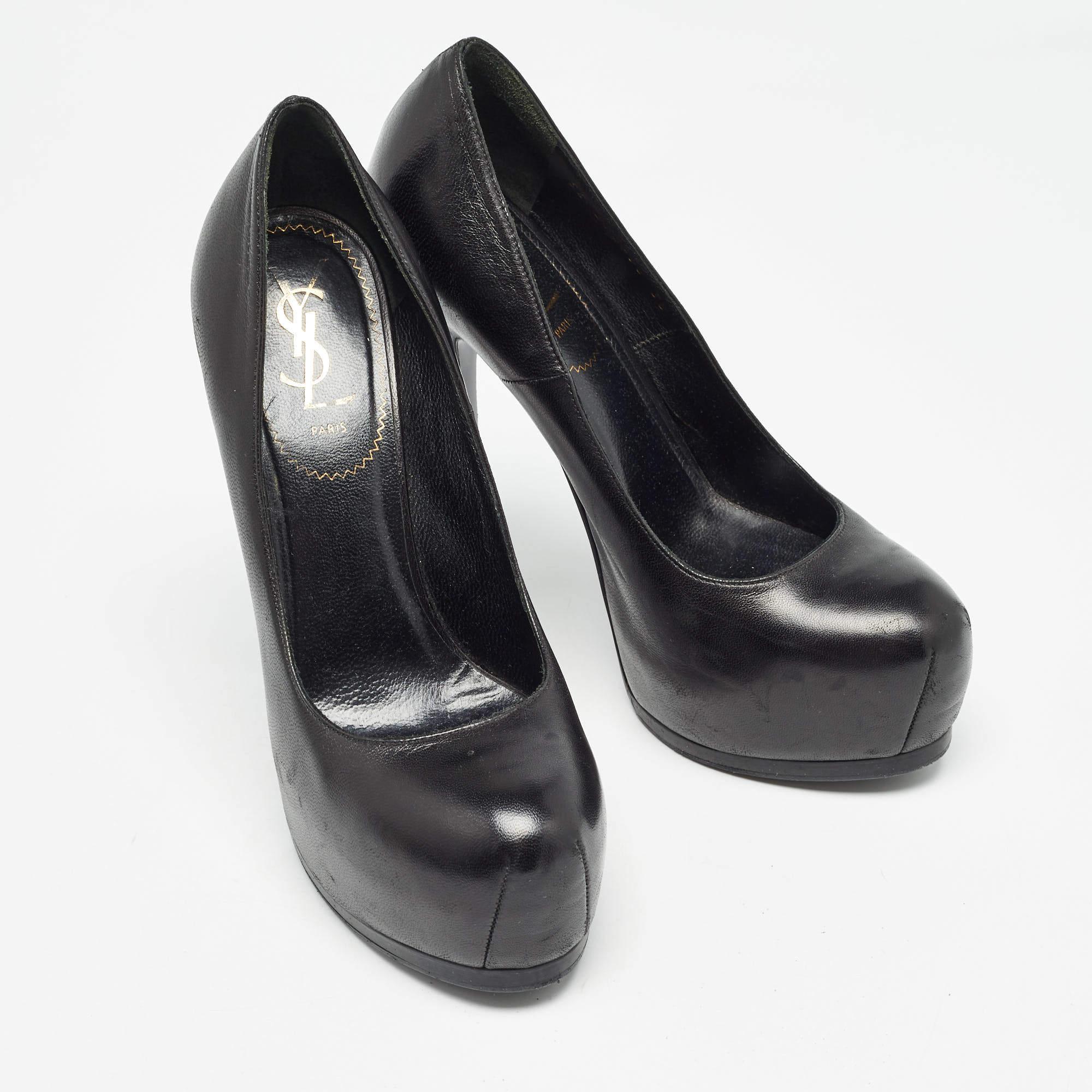 Saint Laurent escarpins Tribtoo en cuir noir Taille 38 État moyen - En vente à Dubai, Al Qouz 2