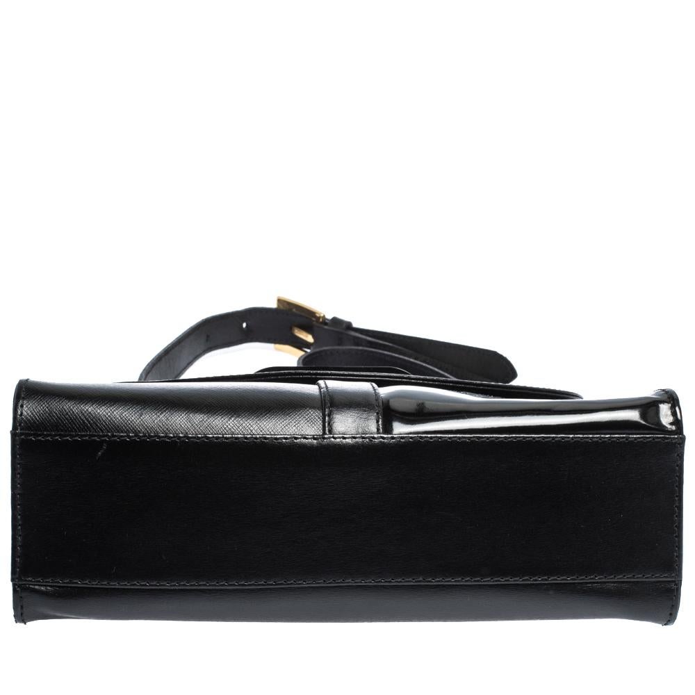 Saint Laurent Black Leather Vintage Flap Shoulder Bag In Good Condition In Dubai, Al Qouz 2