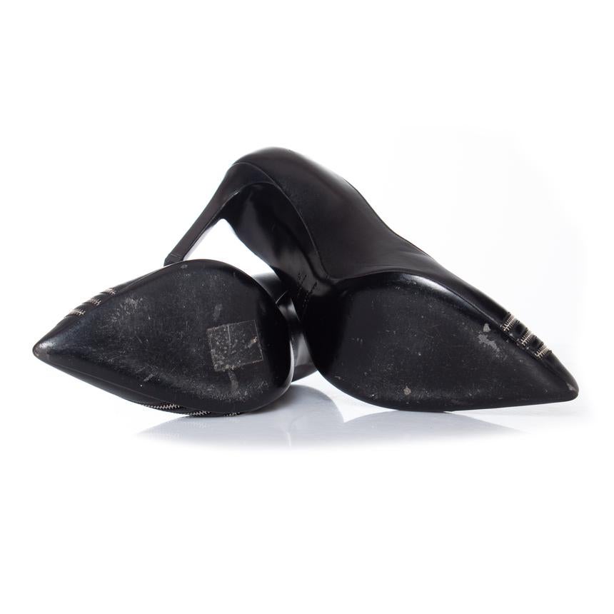 Saint Laurent, Black leather zipper pumps For Sale 2