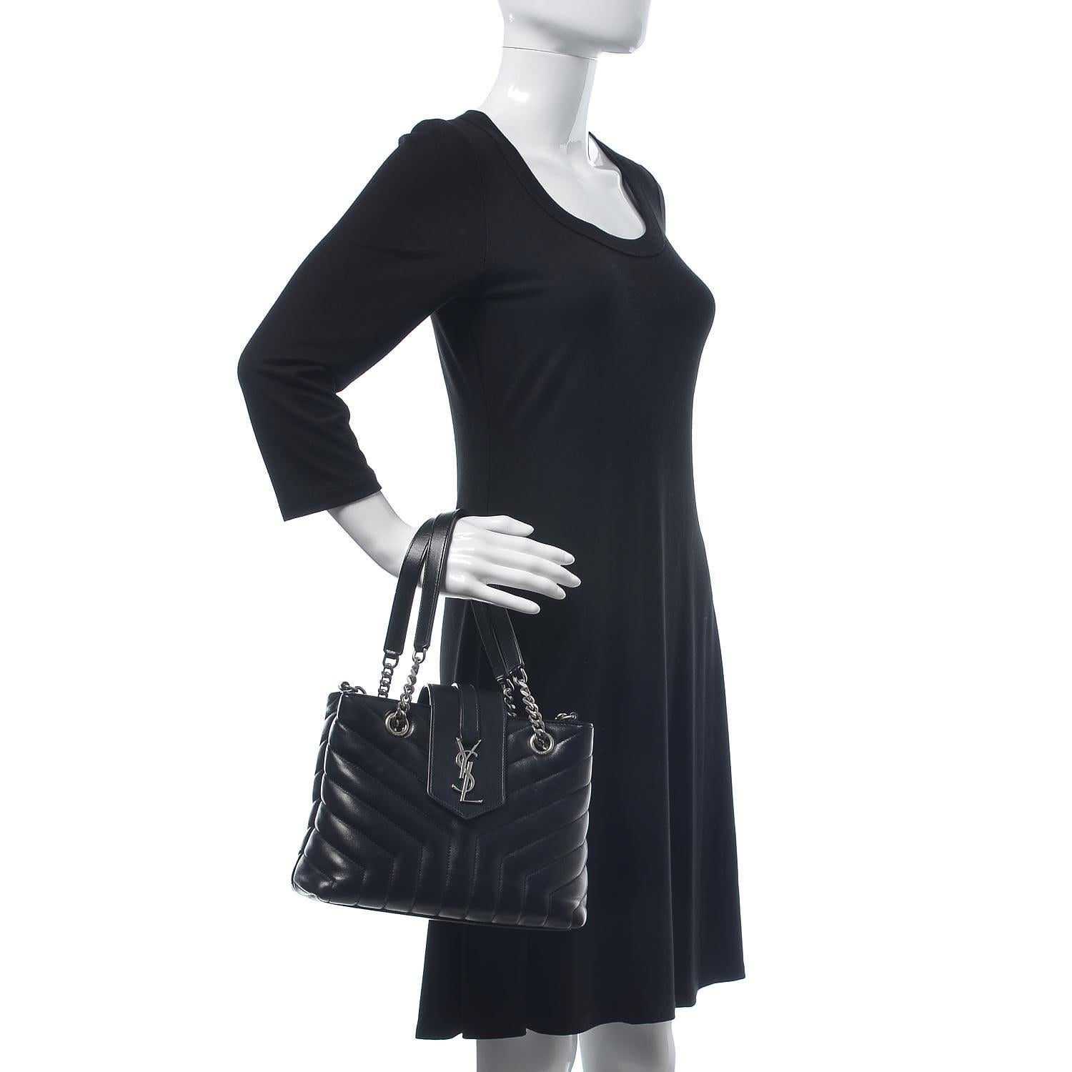 De las mujeres Saint Laurent Bolso Tote Loulou Cabas Negro Pequeño Shopper en venta