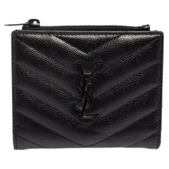 Saint Laurent Schwarz Matelass Leder Klappe Reißverschluss Kompakte Brieftasche