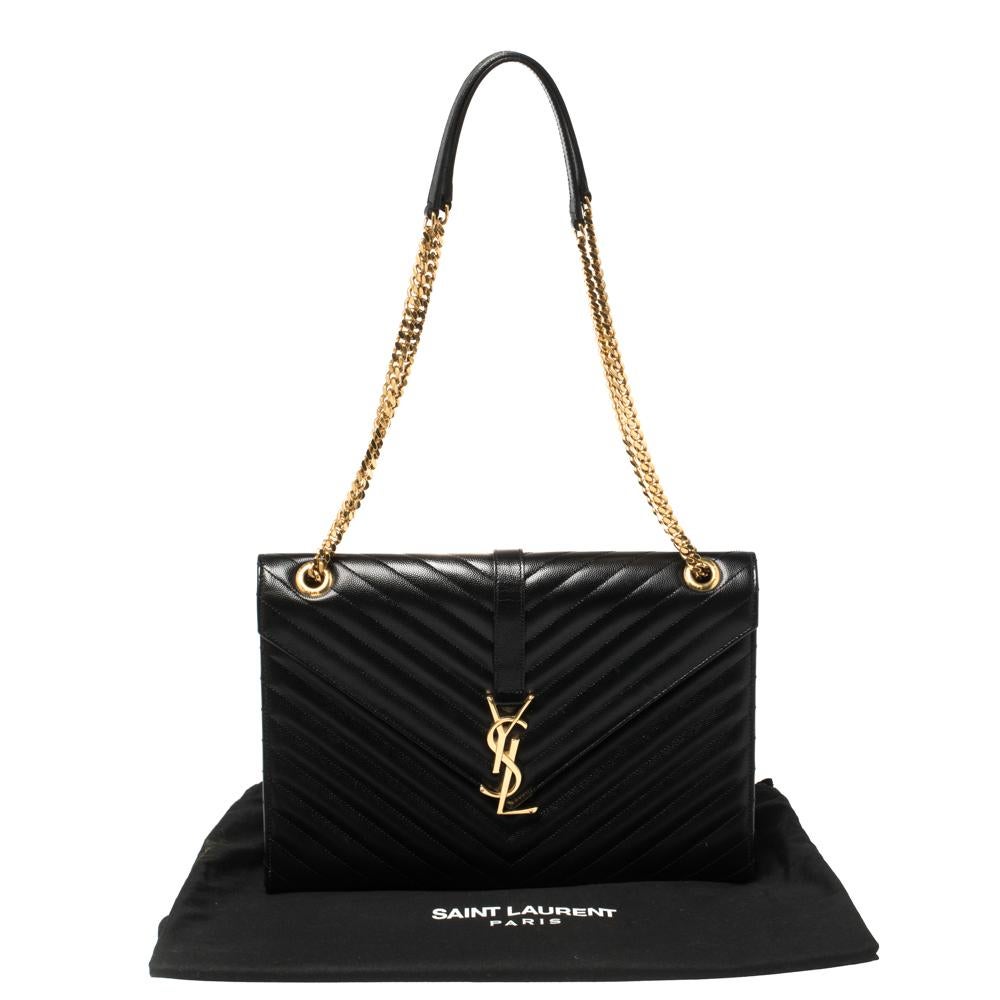 Saint Laurent Sac à Rabat Cassandre Large en Cuir Matelassé Noir 3