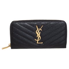 Saint Laurent Schwarz Matelassé Leder Monogramm Zip um Brieftasche