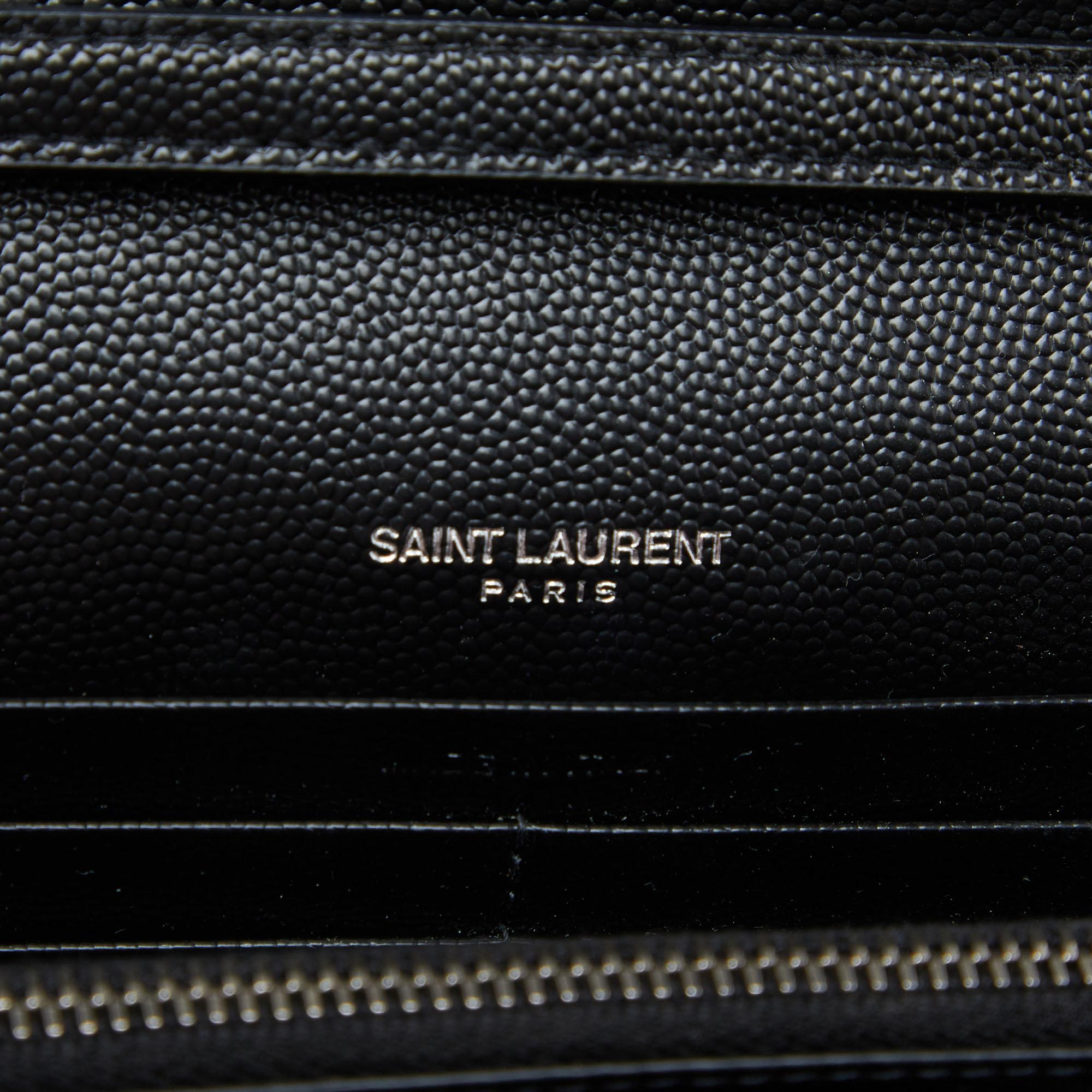 Saint Laurent Schwarzer Mix Matelassé Leder Monogramm Umschlag Brieftasche an Kette 1