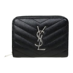 Cartera compacta con cremallera de piel negra con monograma Chevron Saint Laurent