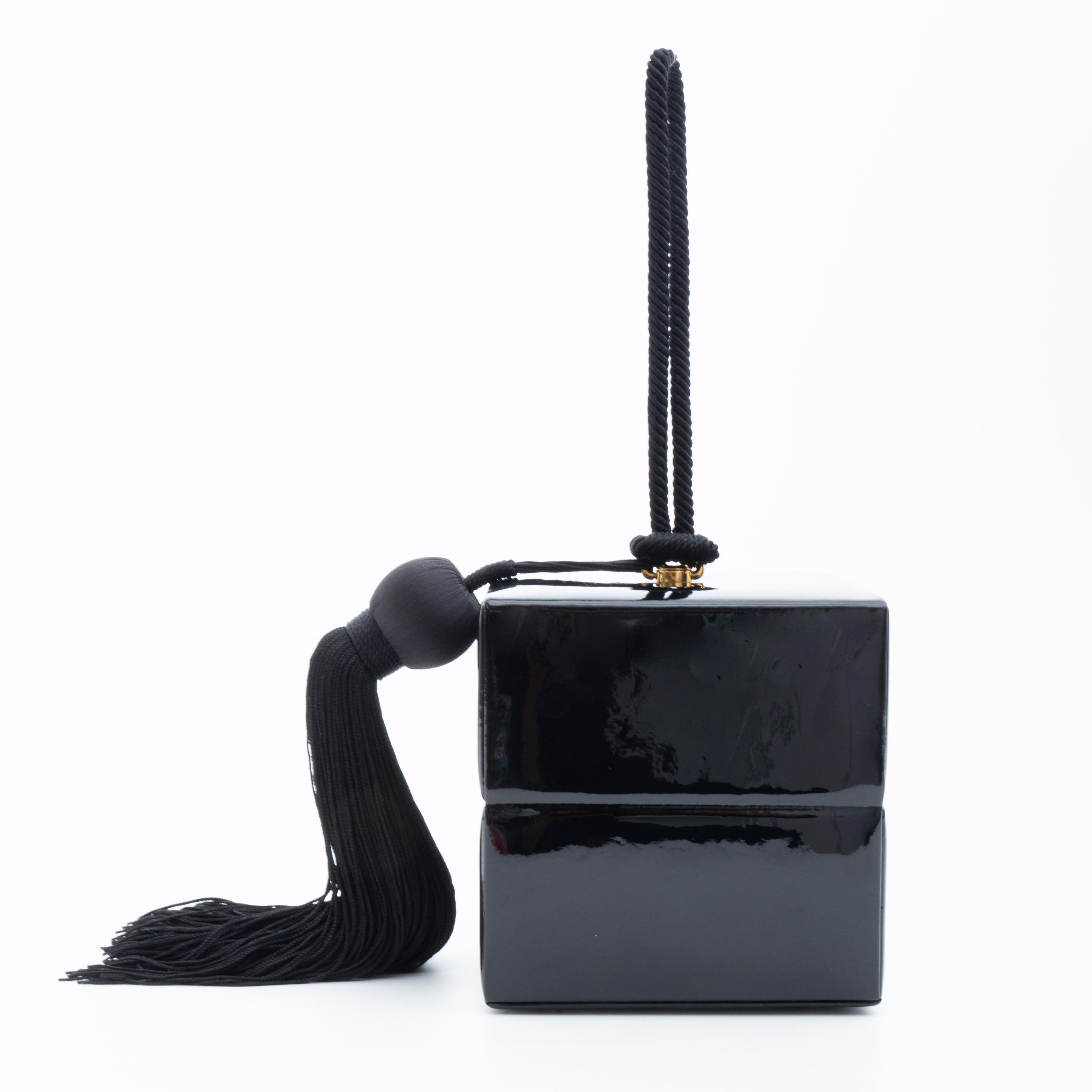 Saint Laurent Black Patent Jerry Box Bag Wristlet (538454) For Sale 4