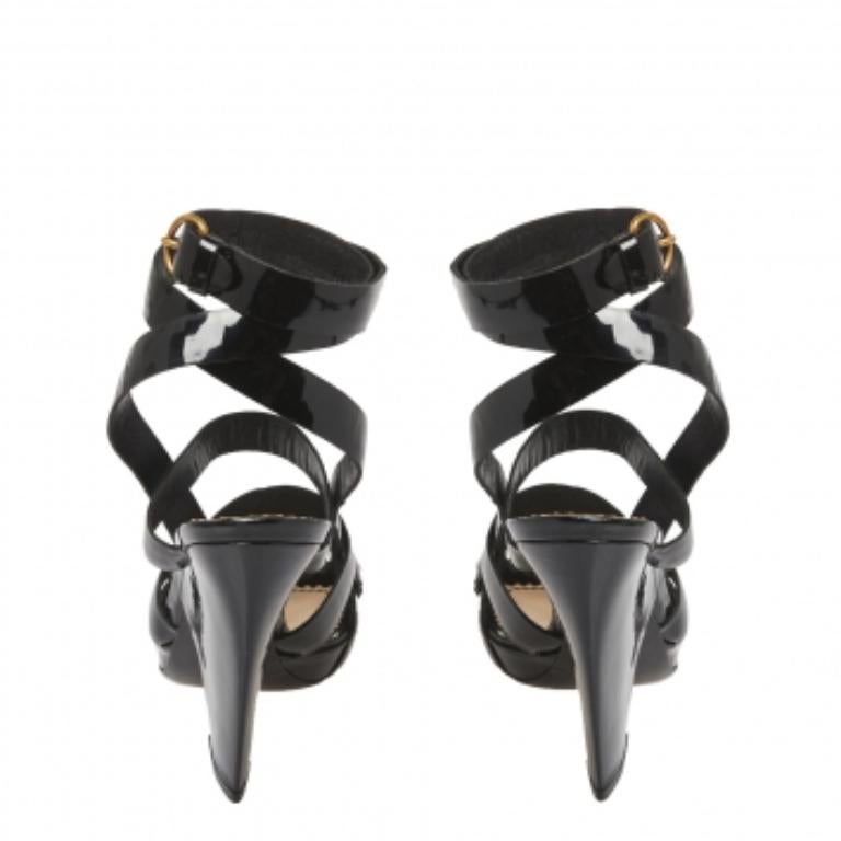 Saint Laurent Sandali alla caviglia in vernice nera misura 37 in vendita 1