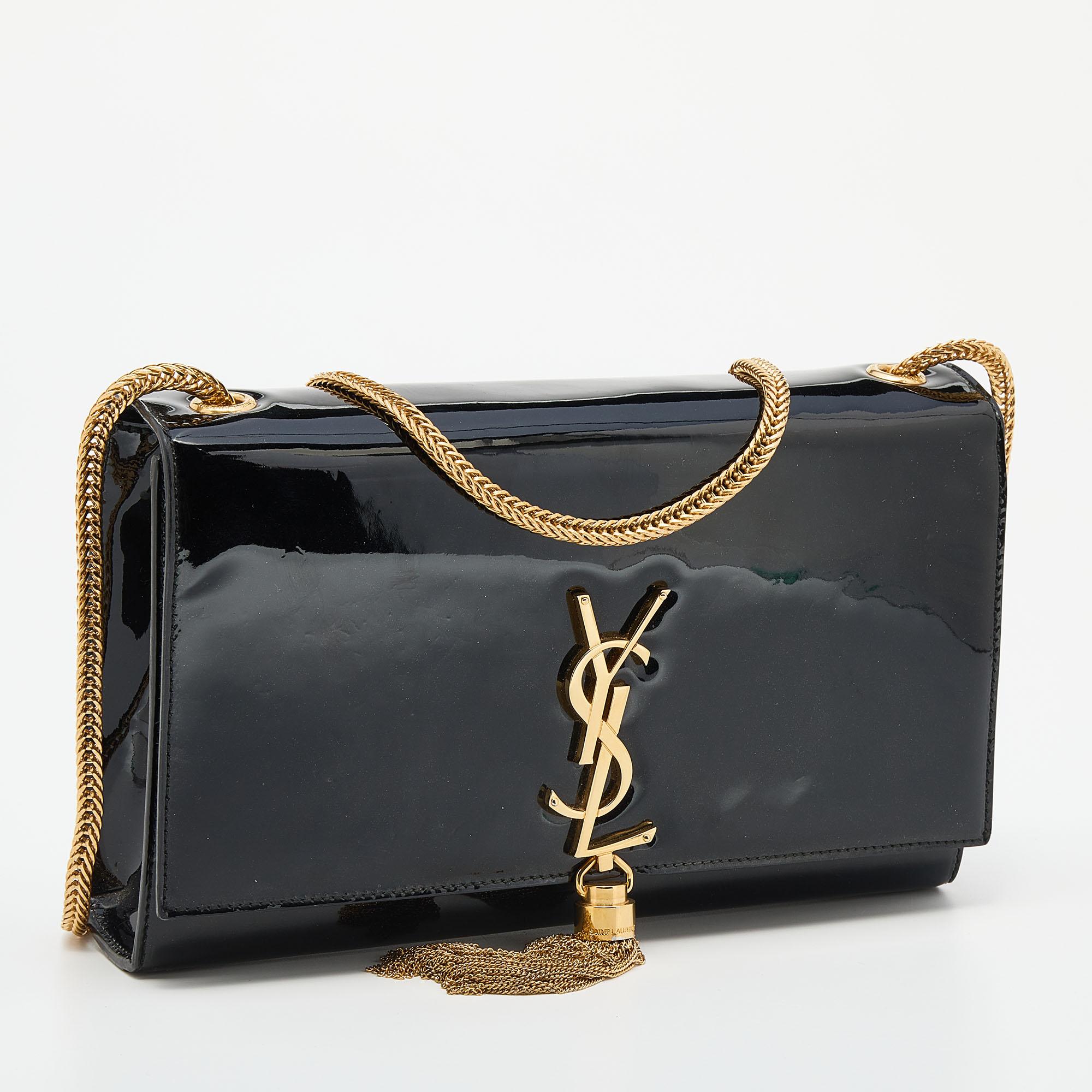 Noir Saint Laurent - Sac à bandoulière Kate en cuir verni noir à pompons, taille moyenne
