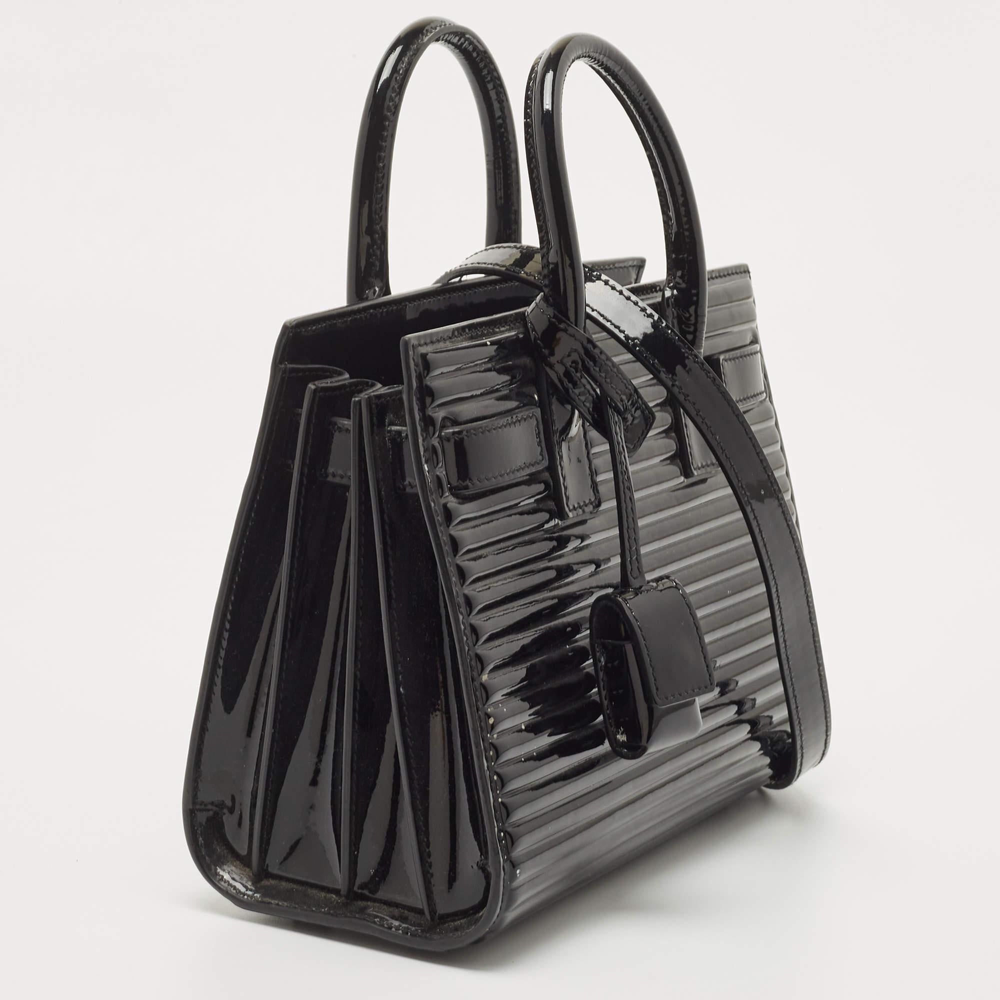 Saint Laurent Black Patent Leather Nano Classic Sac De Jour Tote In Good Condition In Dubai, Al Qouz 2