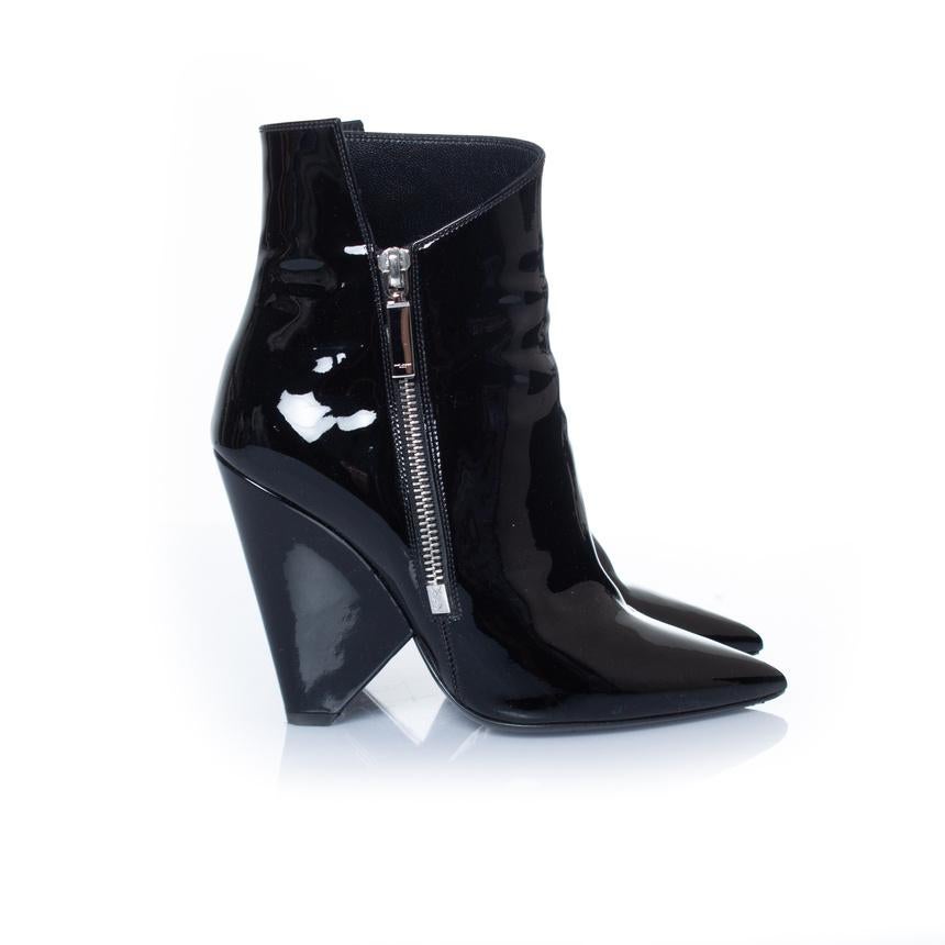 Saint Laurent, Black patent leather niki boots For Sale 1