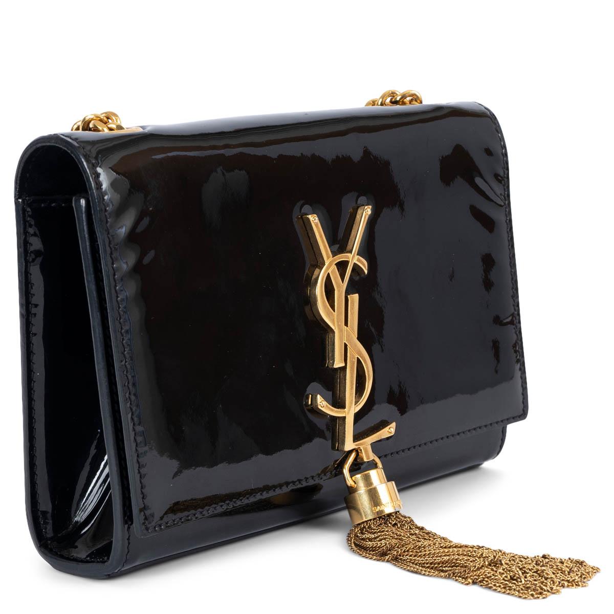 100% authentic Saint Laurent Small Kate shoulder bag in black patent leather embellished with gold-tone YSL logo, tassel and chain-link shoulder strap. Opens with a magnetic button and is lined in black suede with one card slit pocket against the