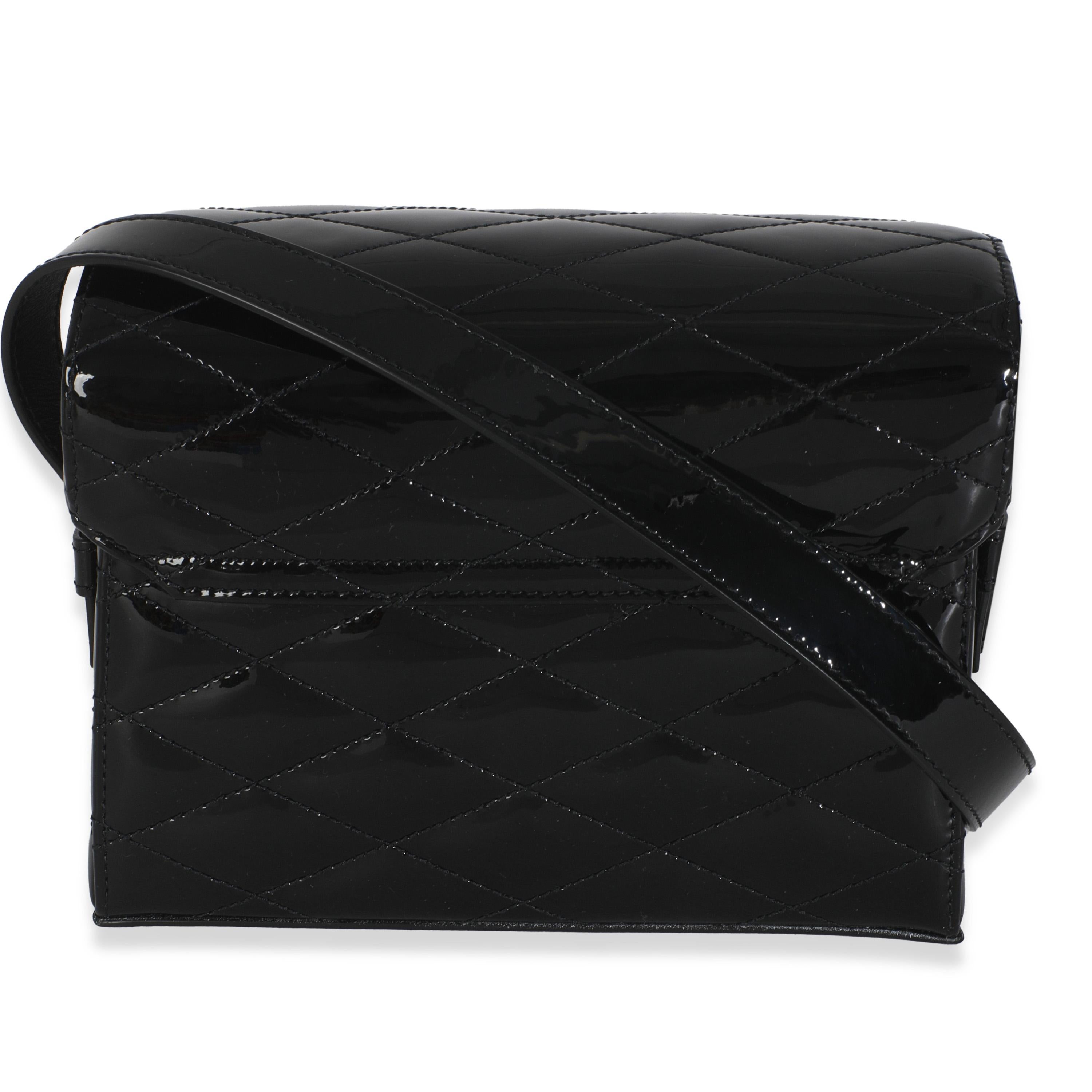 Título del listado: Saint Laurent Negro Patente Matelasse Monograma June Box Bag
SKU: 146538
Estado: Seminuevo 
Estado del bolso: Excelente
Comentarios sobre el estado: El artículo está en excelentes condiciones y muestra ligeros signos de desgaste.