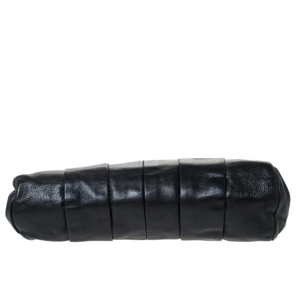 Saint Laurent Black Pleated Leather Lips Flap Shoulder Bag In Good Condition In Dubai, Al Qouz 2