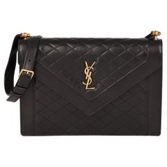 SAINT LAURENT Gaby Umhängetasche aus schwarzem gestepptem Lammfell