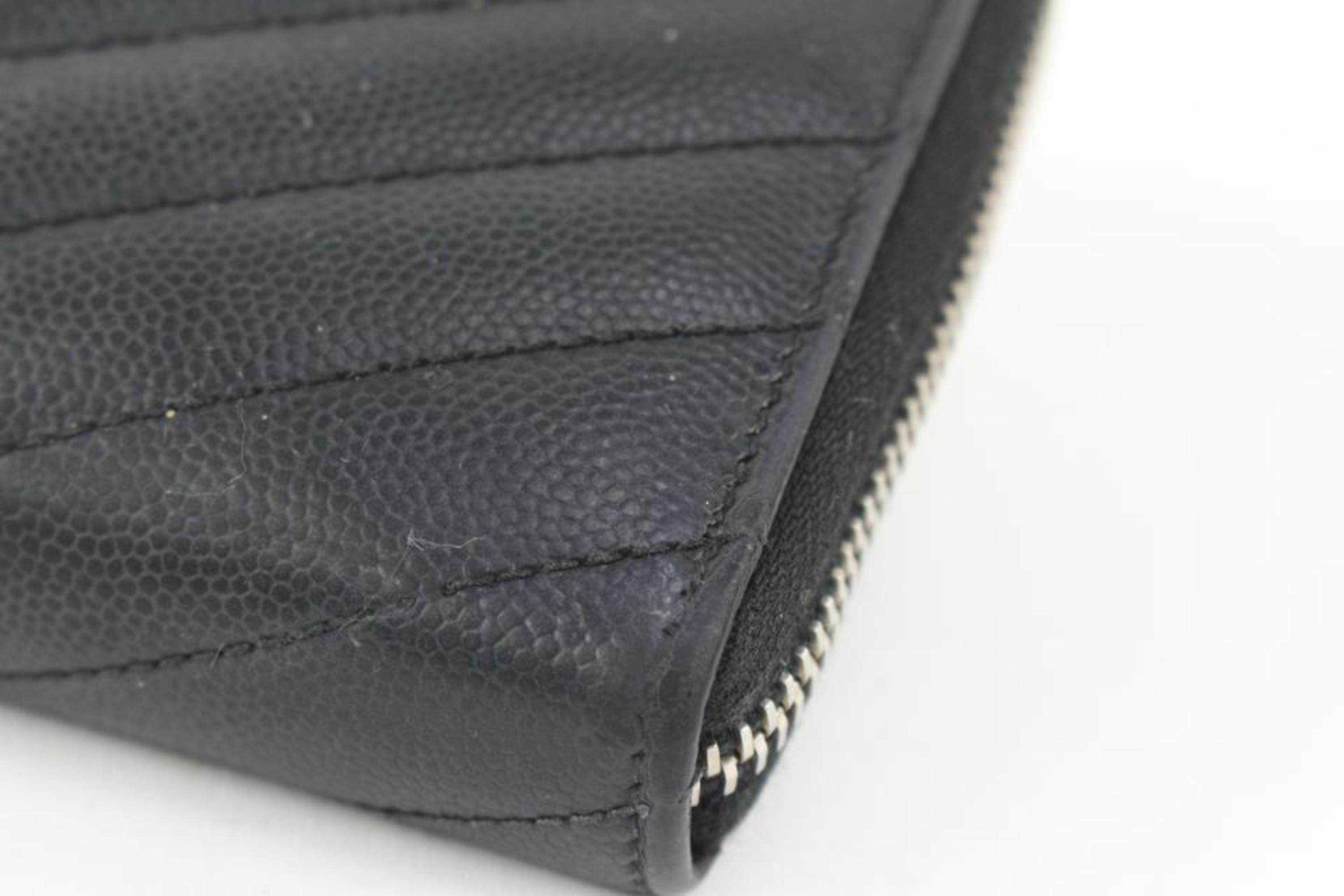 Saint Laurent Black Quilted Monogram Matelasse Leather Zip-Around Wallet 49YS37S For Sale 7