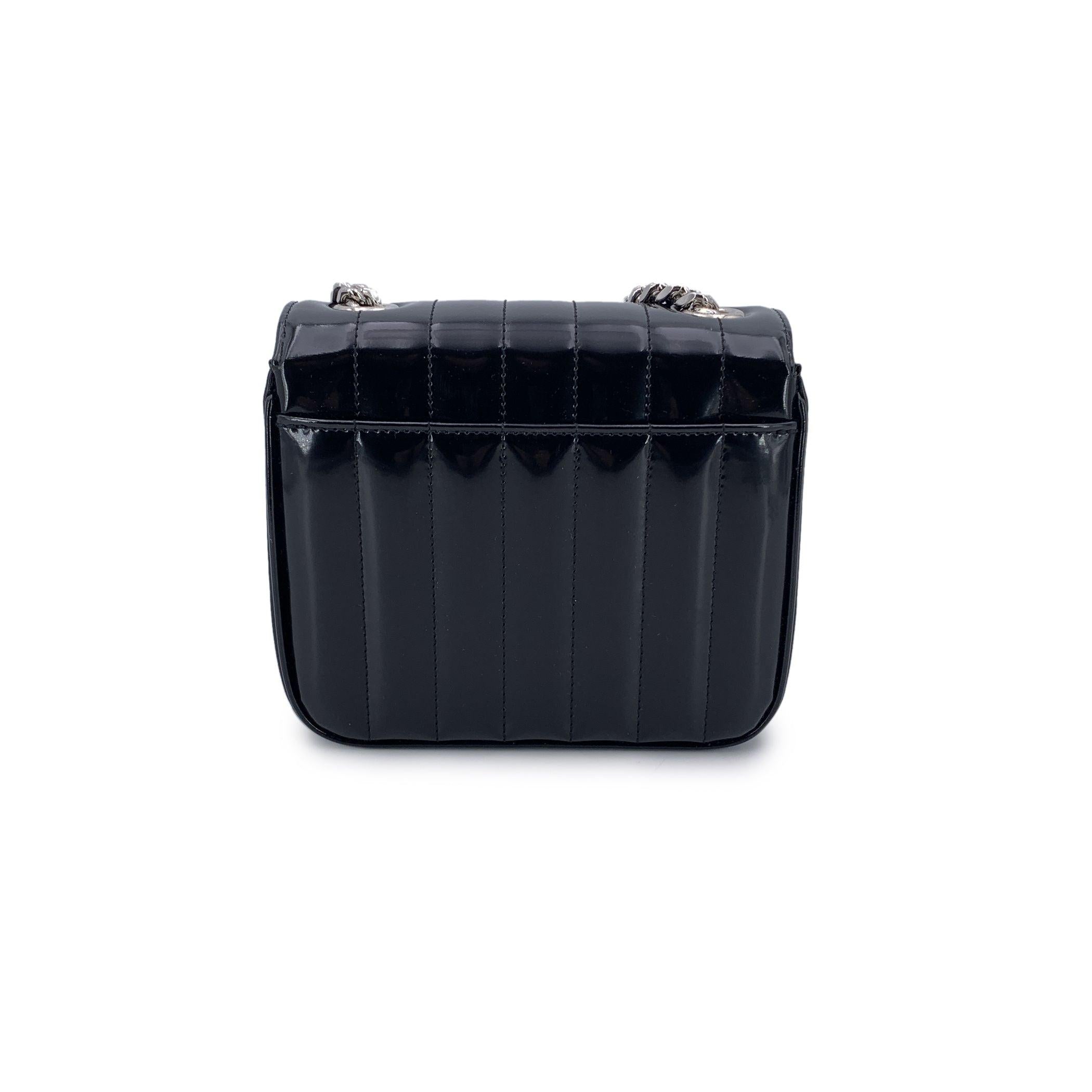 Saint Laurent Black Quilted Patent Leather Small Vicky Crossbody Bag In Excellent Condition For Sale In Rome, Rome