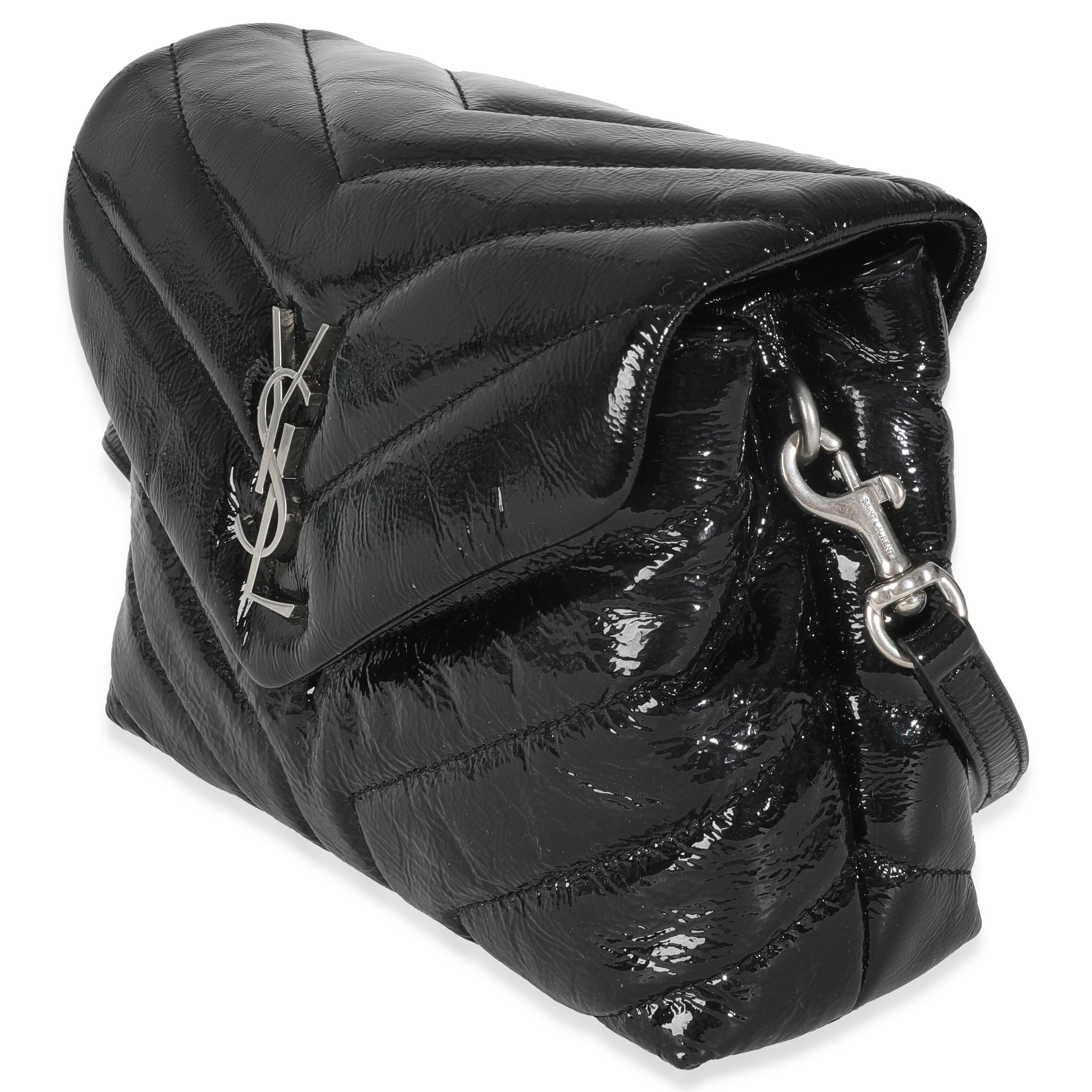 Saint Laurent Loulou in vernice nera trapuntata In condizioni ottime in vendita a New York, NY