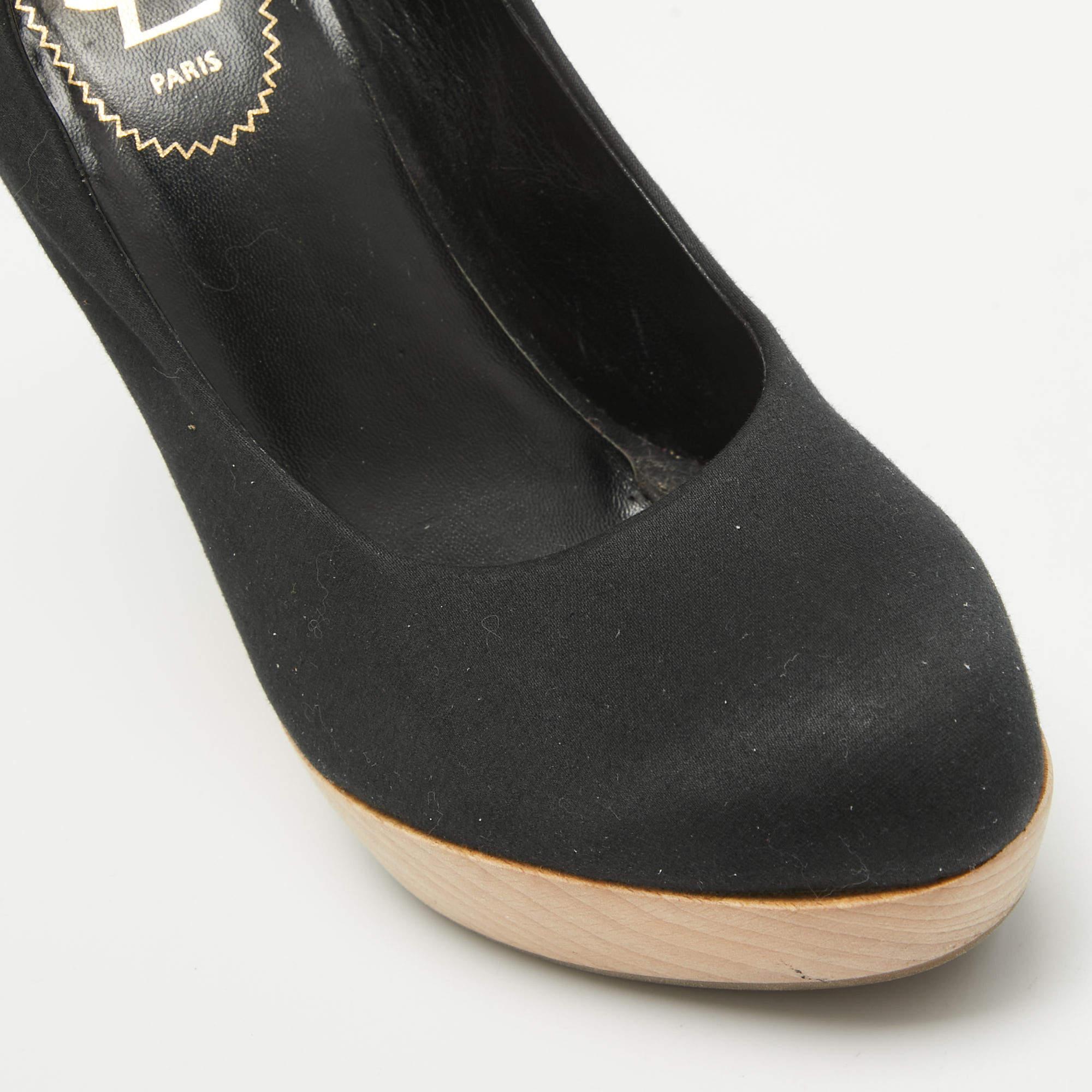 Saint Laurent Bombas de cuña Maryna de satén negro Talla 37.5 en venta 2