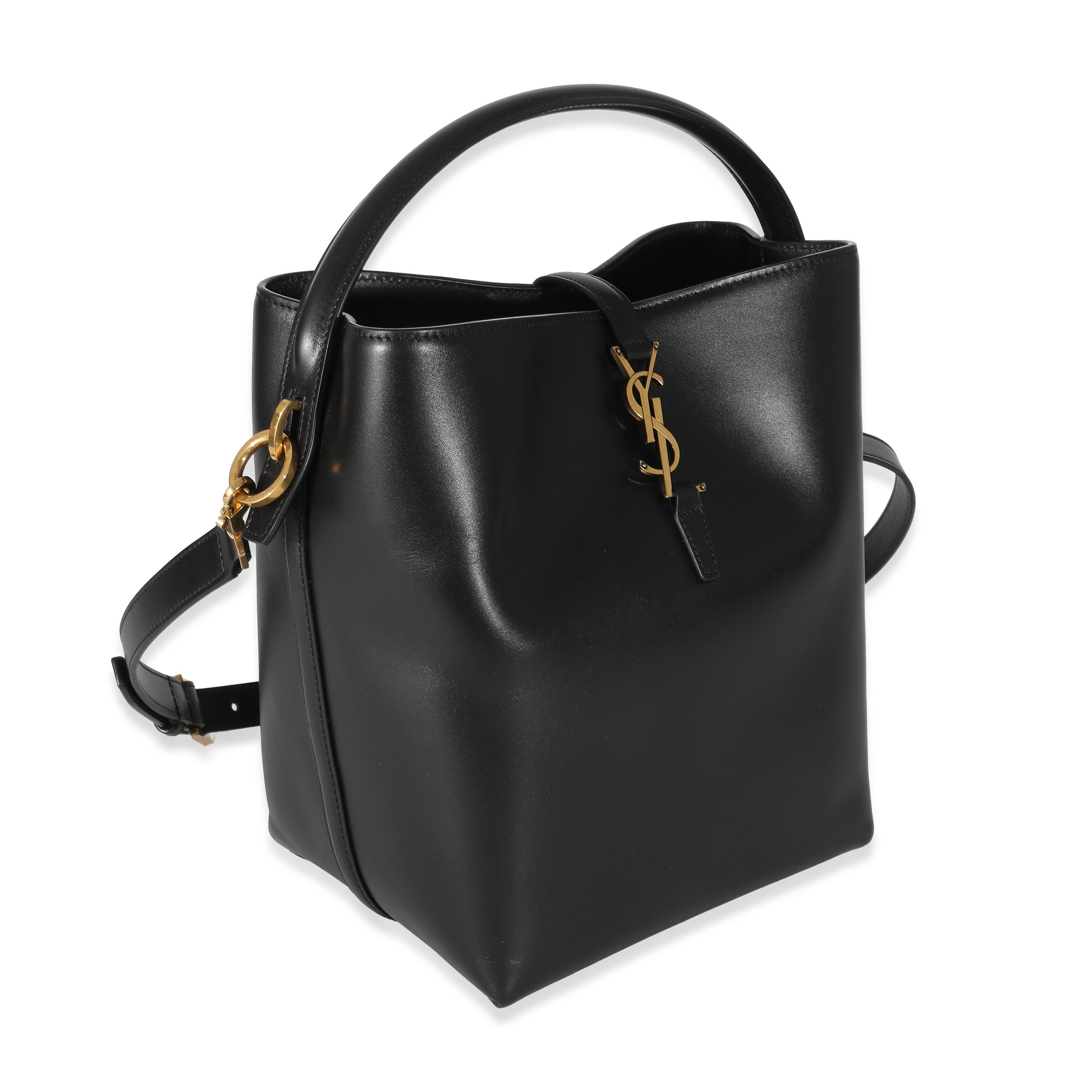 Saint Laurent Black Shiny Calfskin Le 37 Bucket Bag In Excellent Condition For Sale In New York, NY