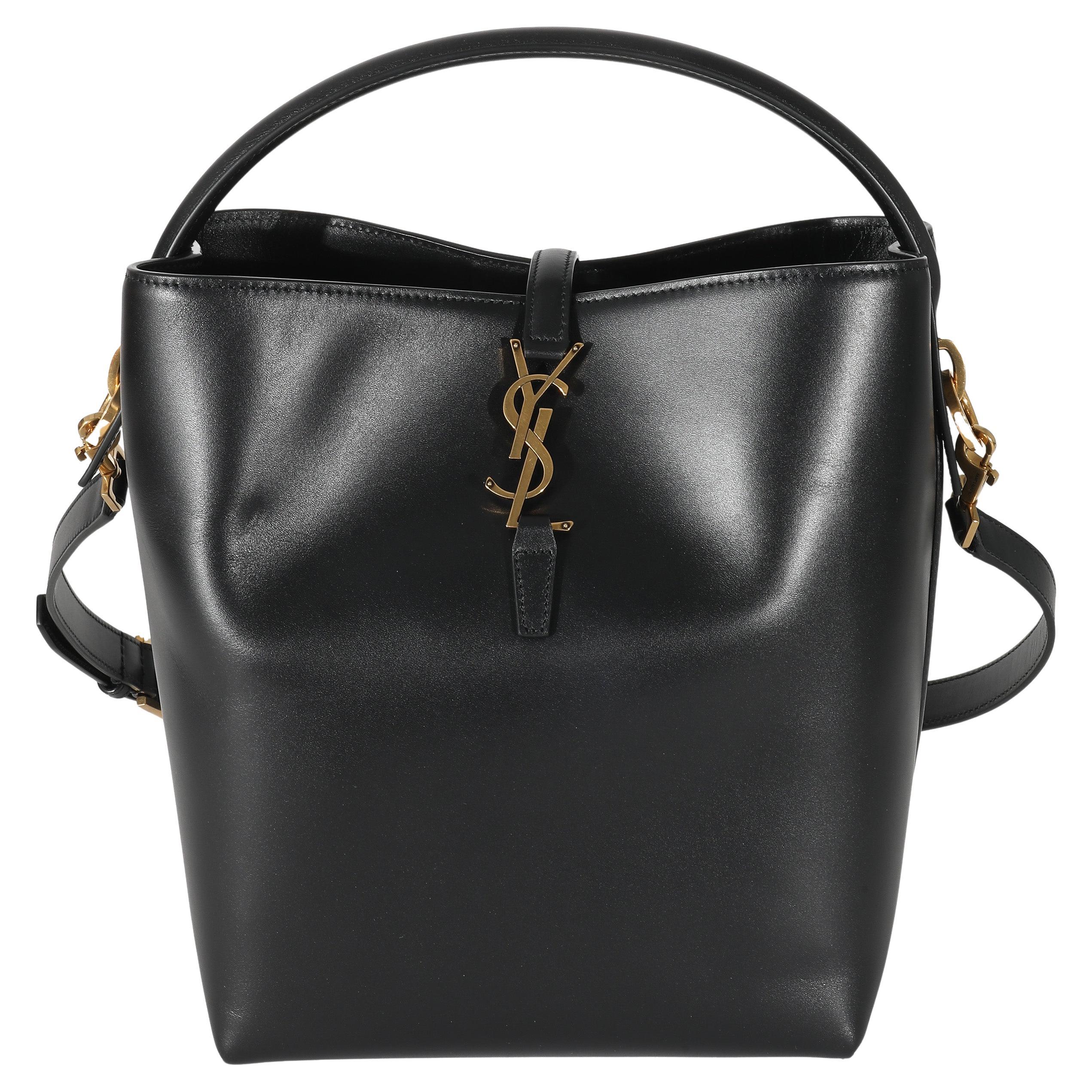 Saint Laurent Black Shiny Calfskin Le 37 Bucket Bag For Sale