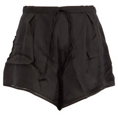 Saint Laurent Short en soie noire taille M