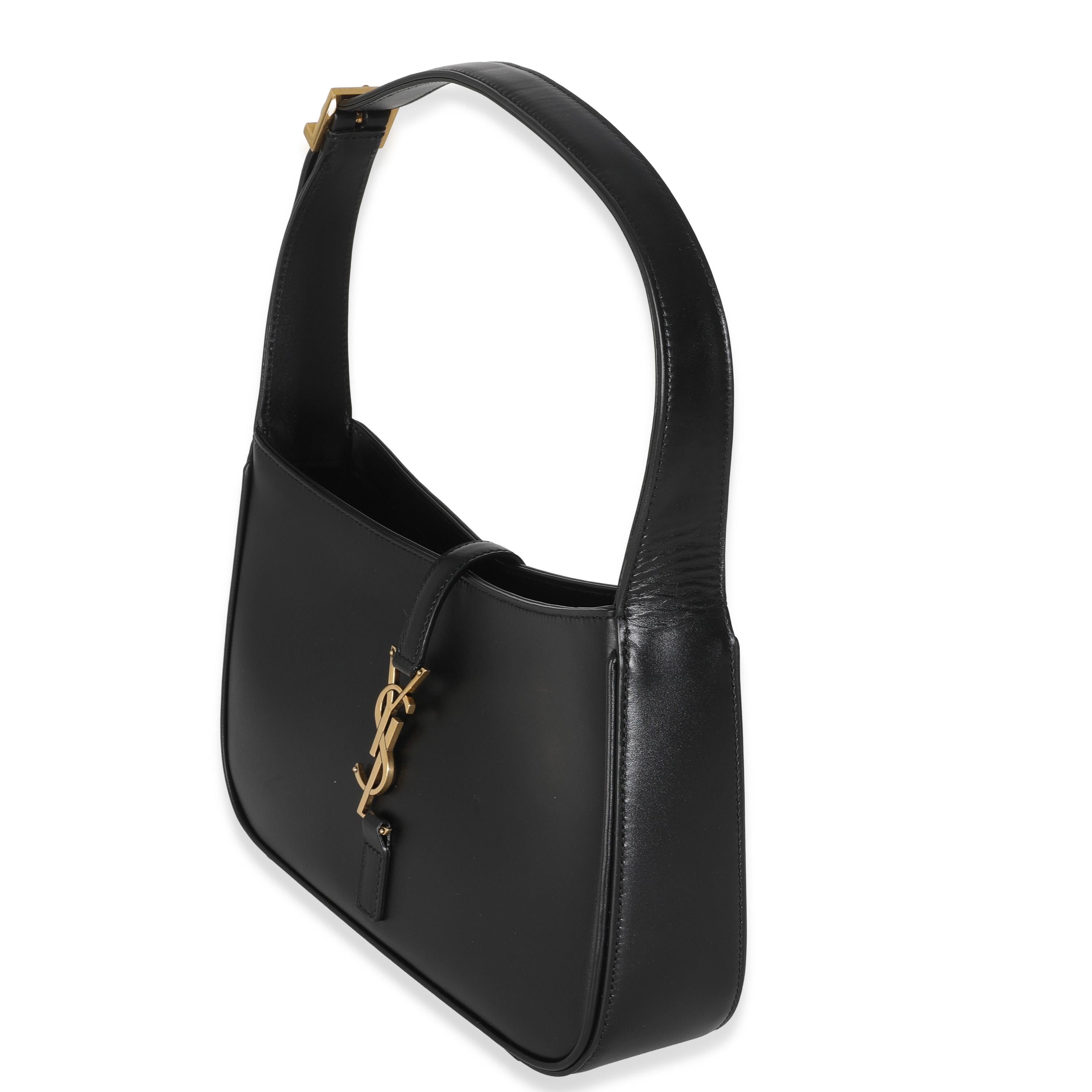 Saint Laurent Black Smooth Leather Le 5 a 7 Hobo In Excellent Condition For Sale In New York, NY