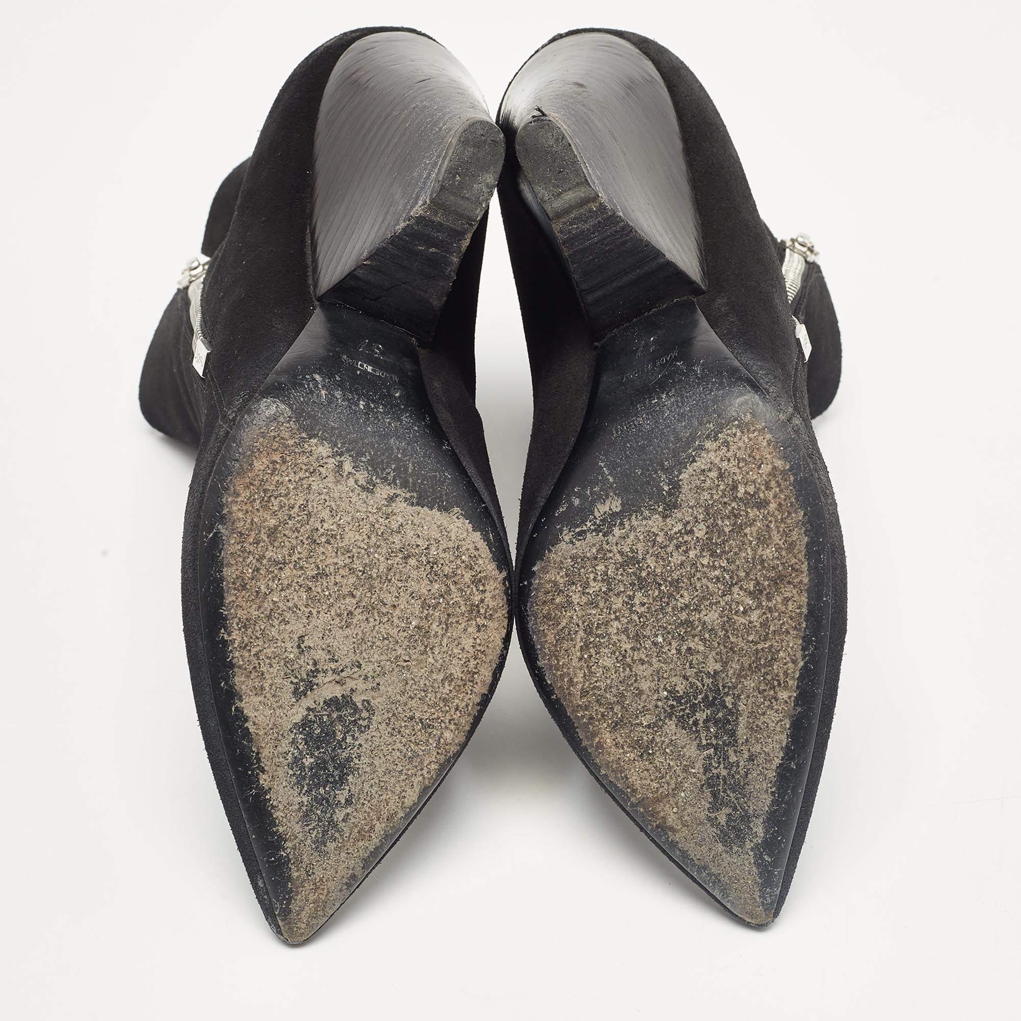 Saint Laurent - Bottines en daim noir - Taille 37 en vente 1