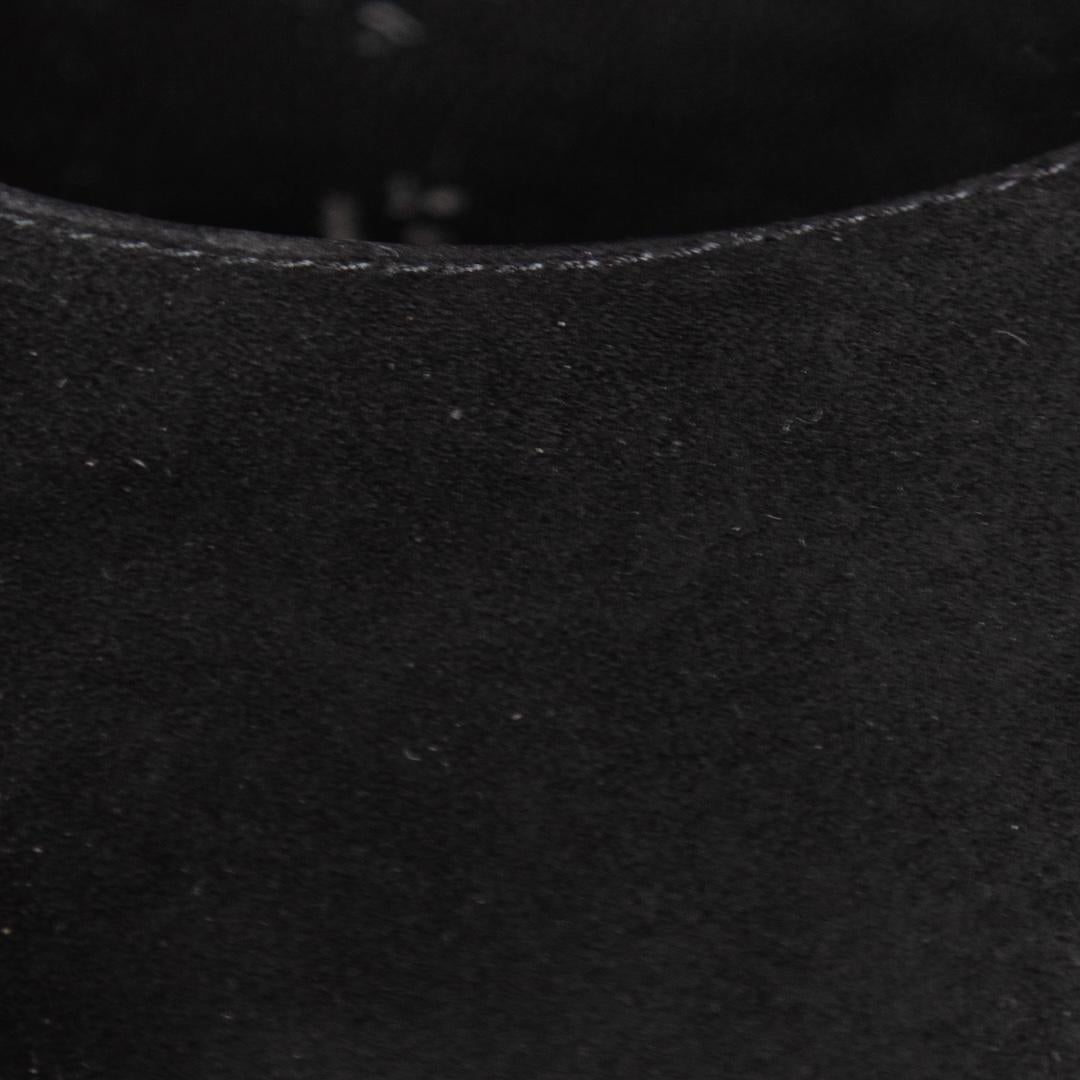 Donna Saint Laurent - Décolleté con cinturino alla caviglia in camoscio nero Taglia IT 36 in vendita