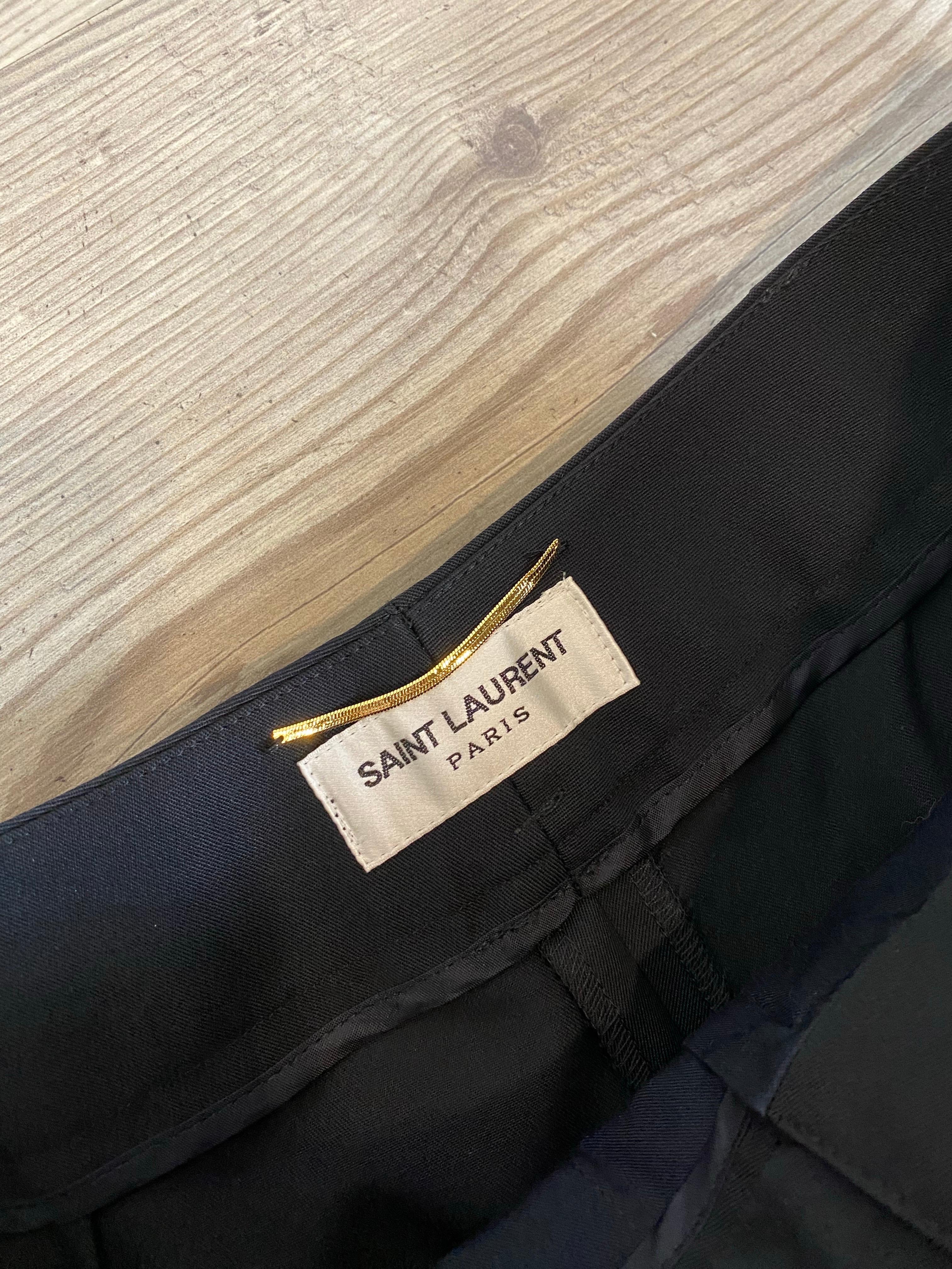 Pantalon noir Saint Laurent en vente 2